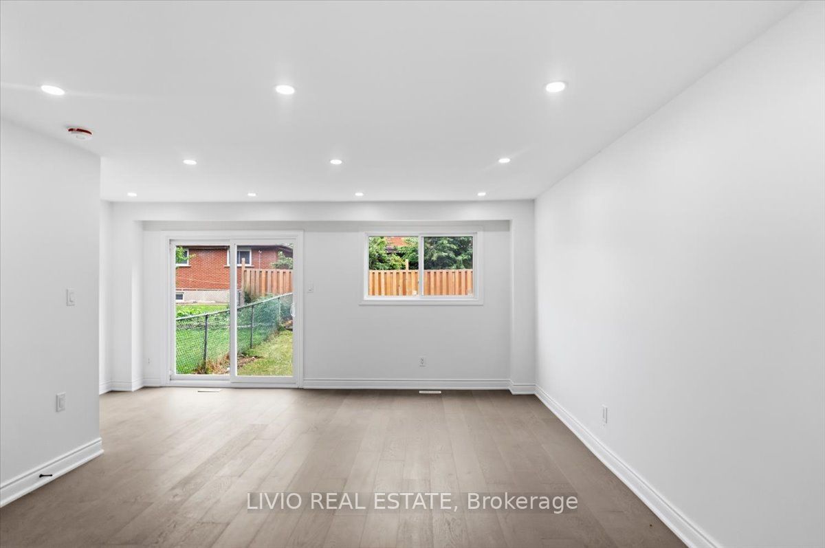 4002 Brandon Gate Drive Property Photo 13