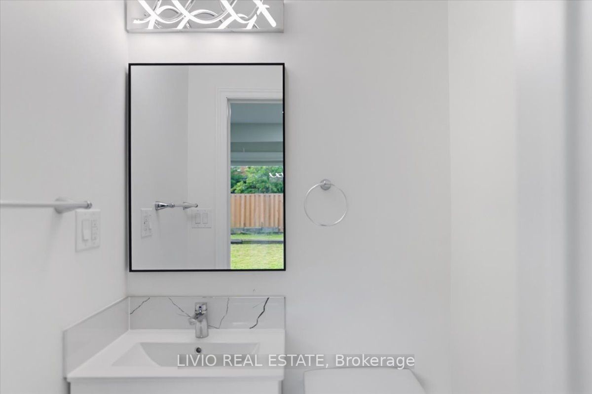 4002 Brandon Gate Drive Property Photo 14