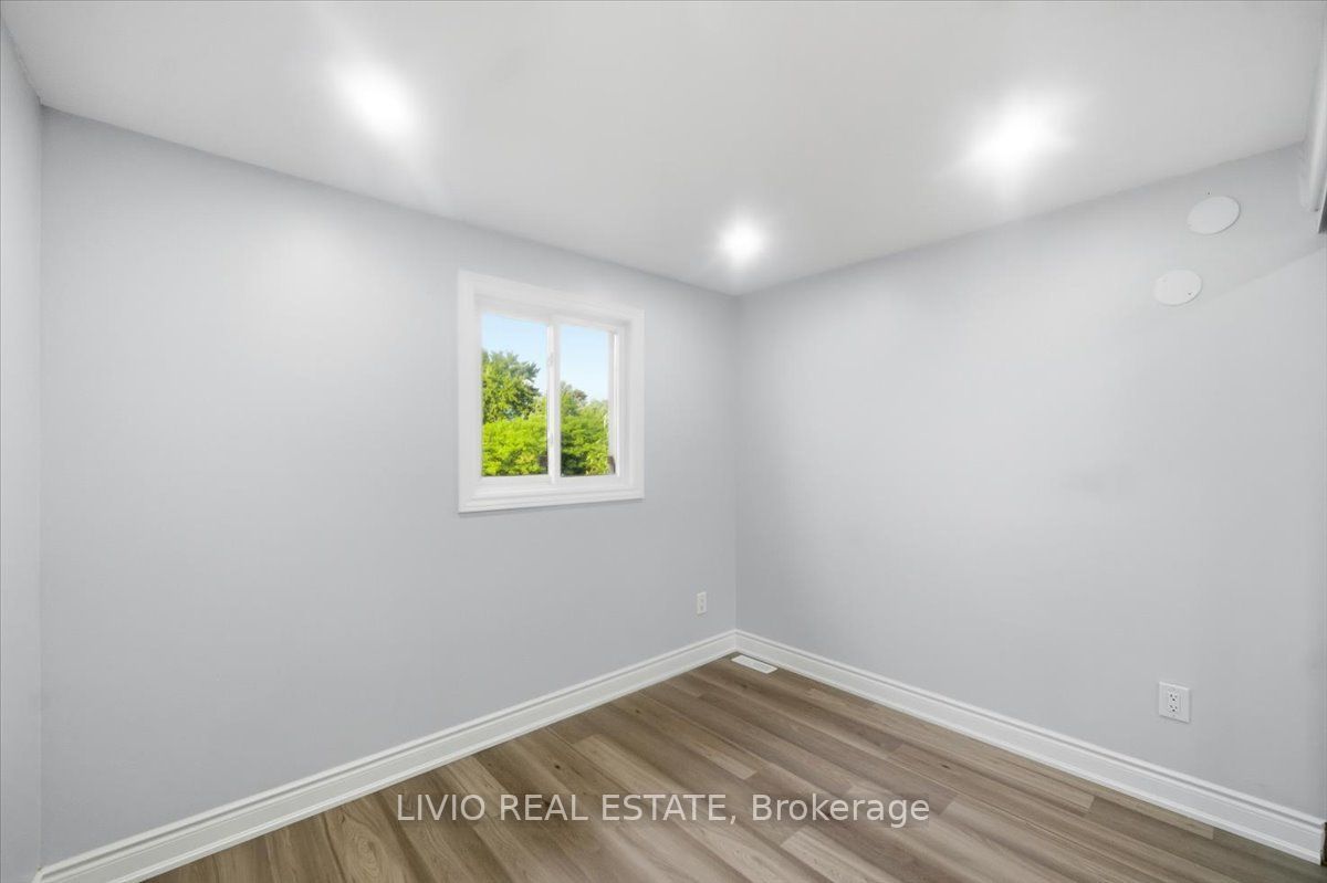 4002 Brandon Gate Drive Property Photo 19