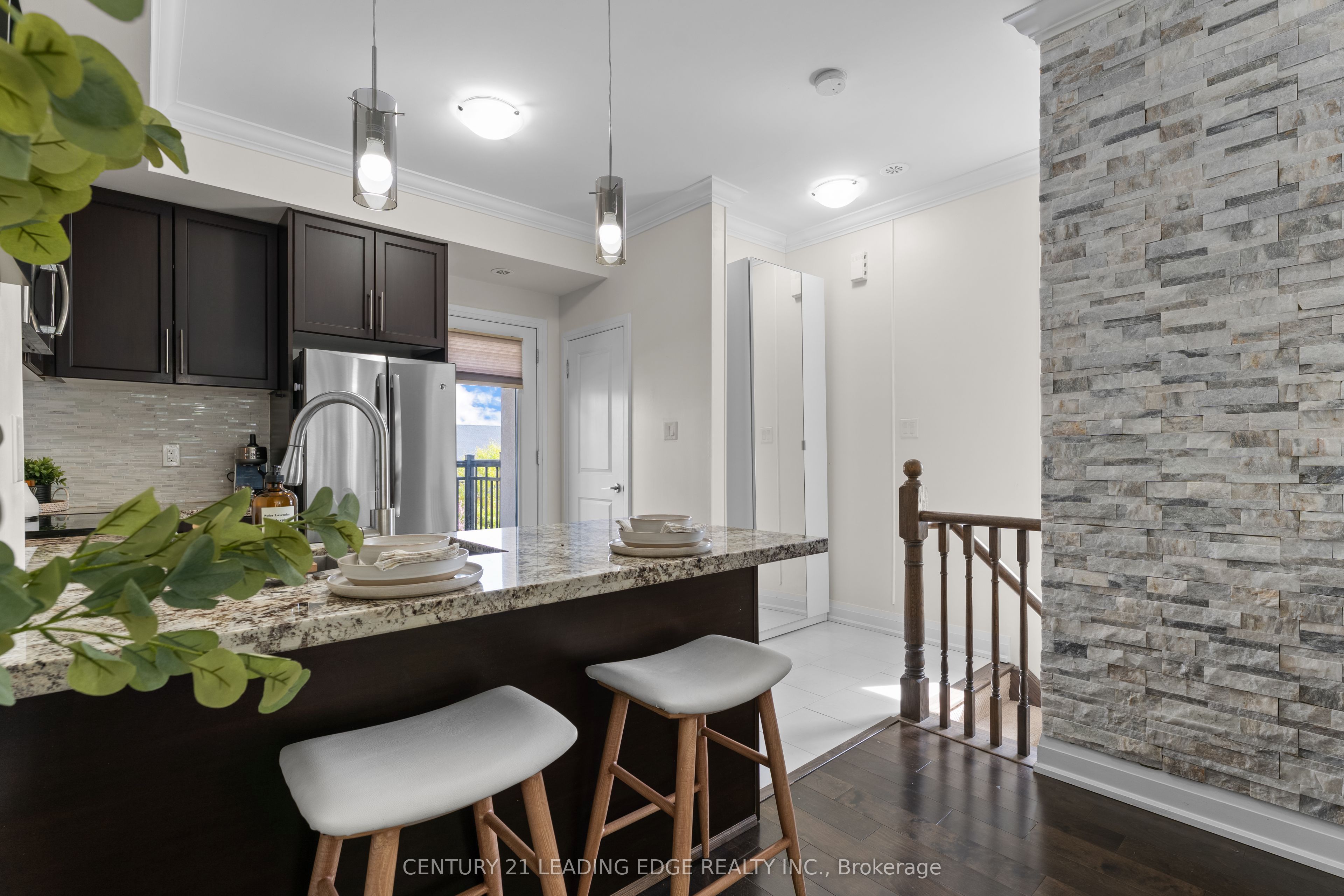 3077 Cawthra Road 18 Property Photo 10
