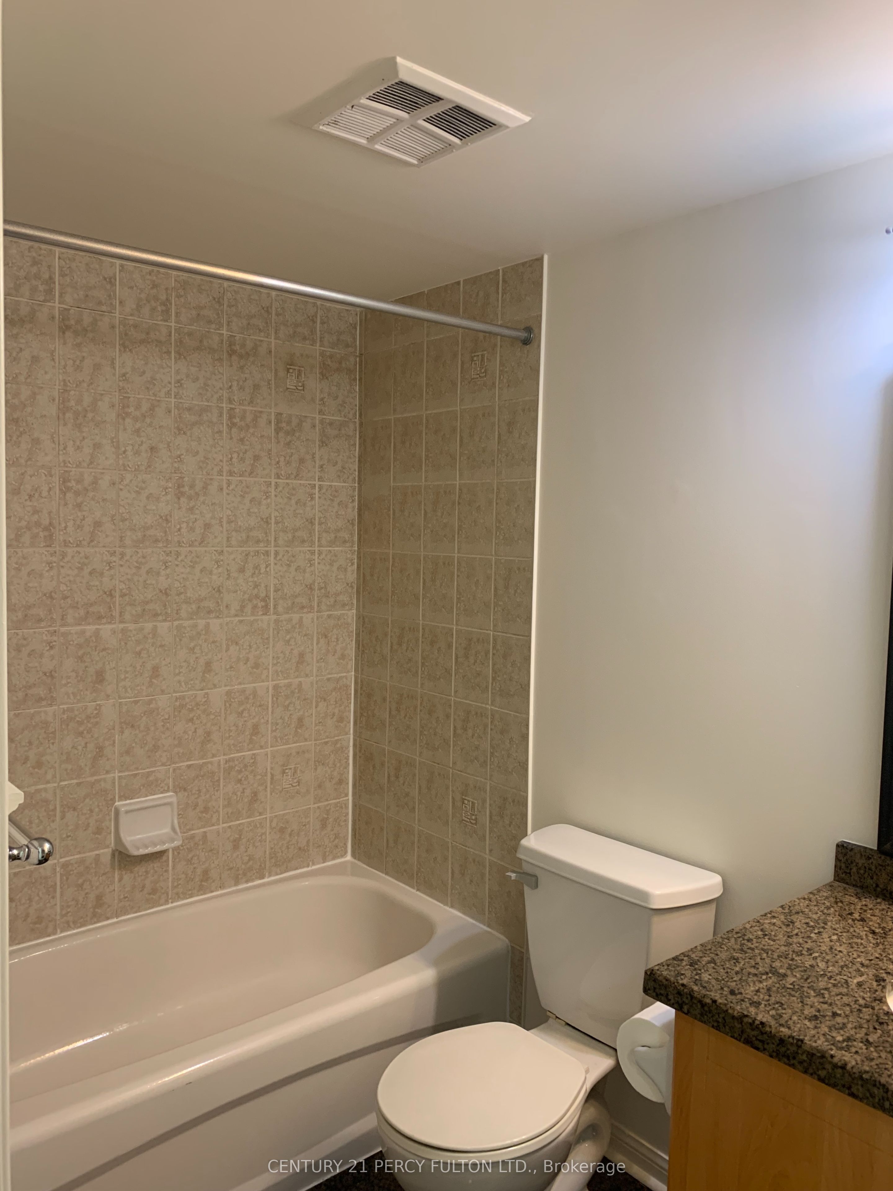 20 Machells Avenue N 112 Property Photo 21