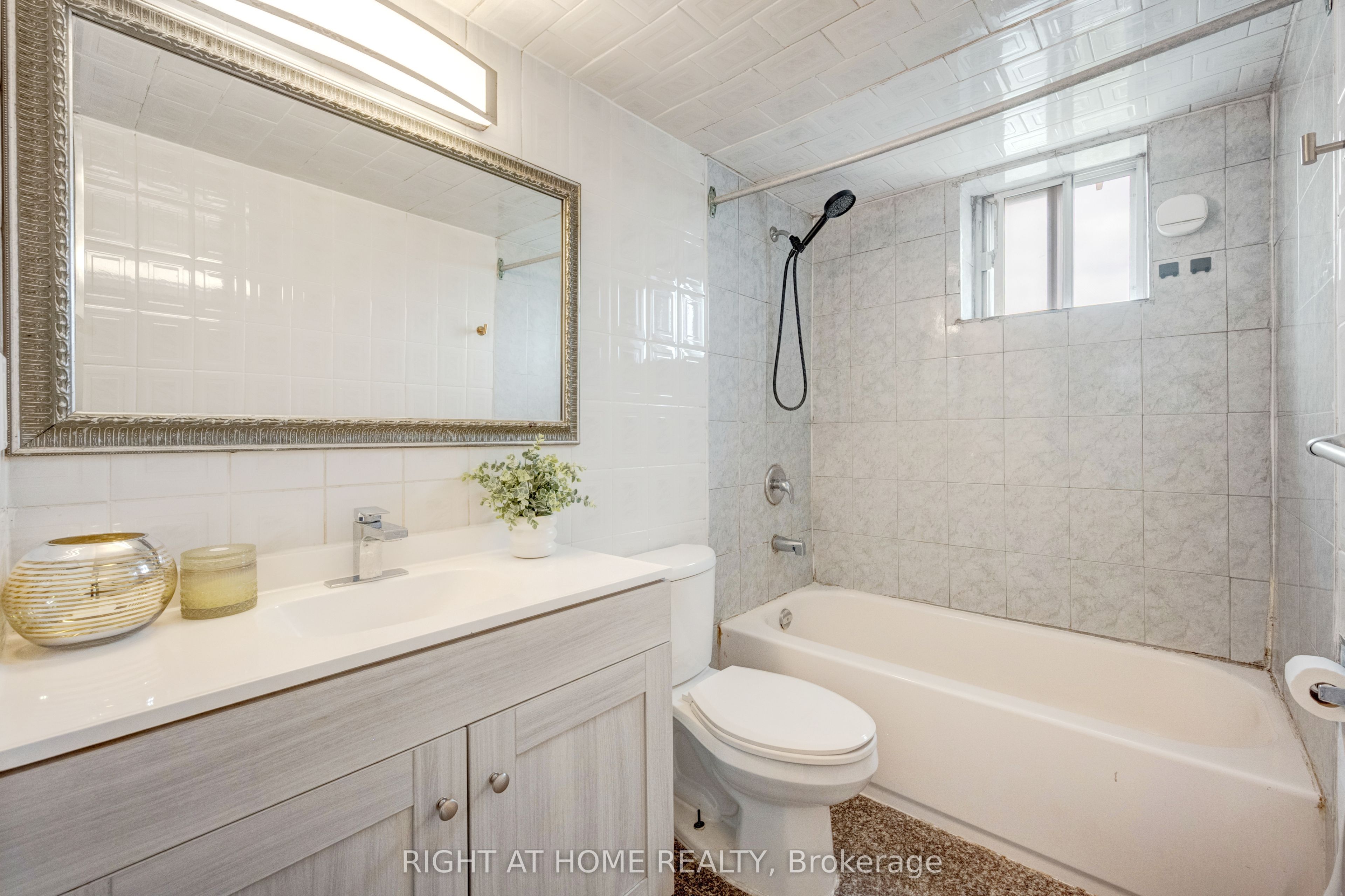 3390 Weston Road 708 Property Photo 23