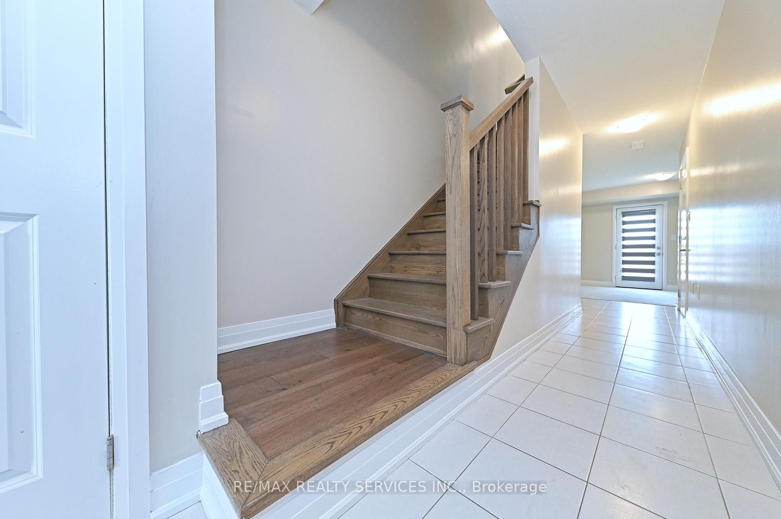 52 Humberstone Drive Property Photo 13