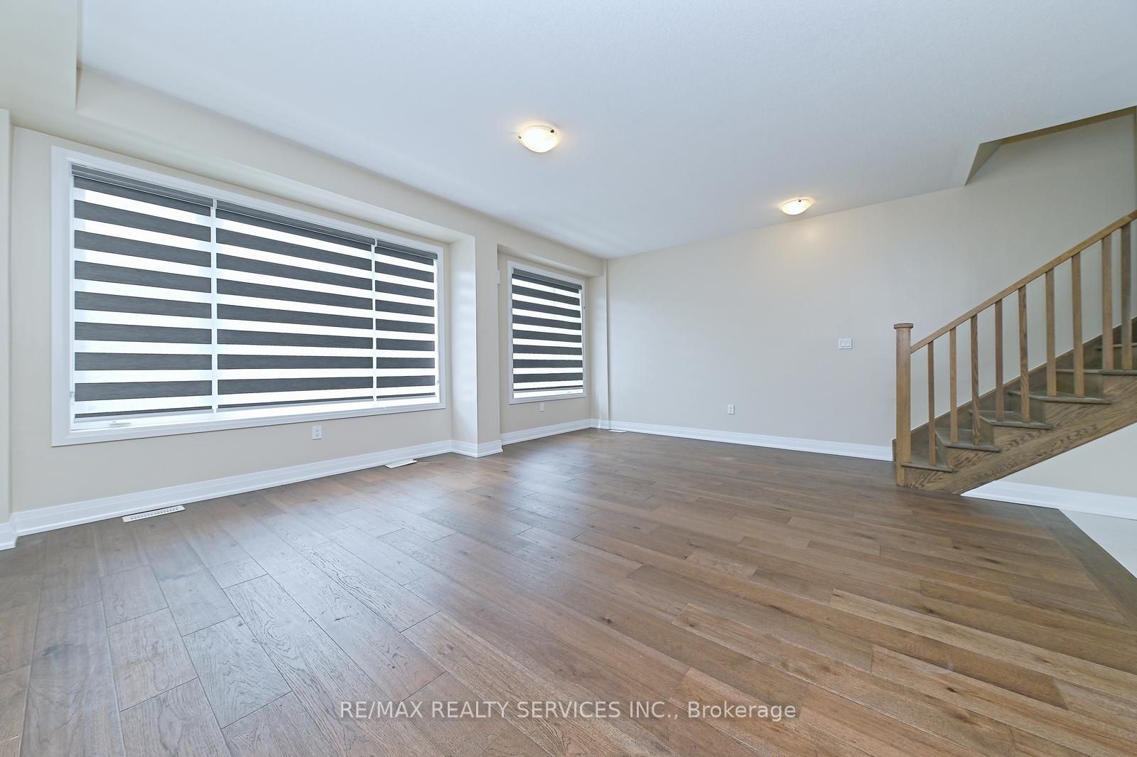 52 Humberstone Drive Property Photo 16