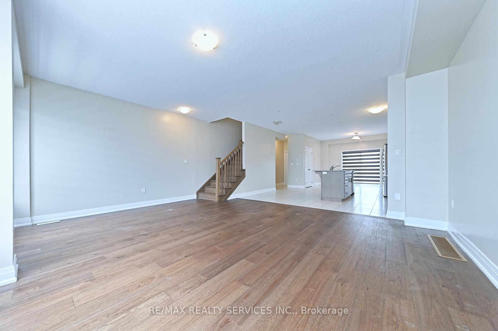 52 Humberstone Drive Property Photo 17