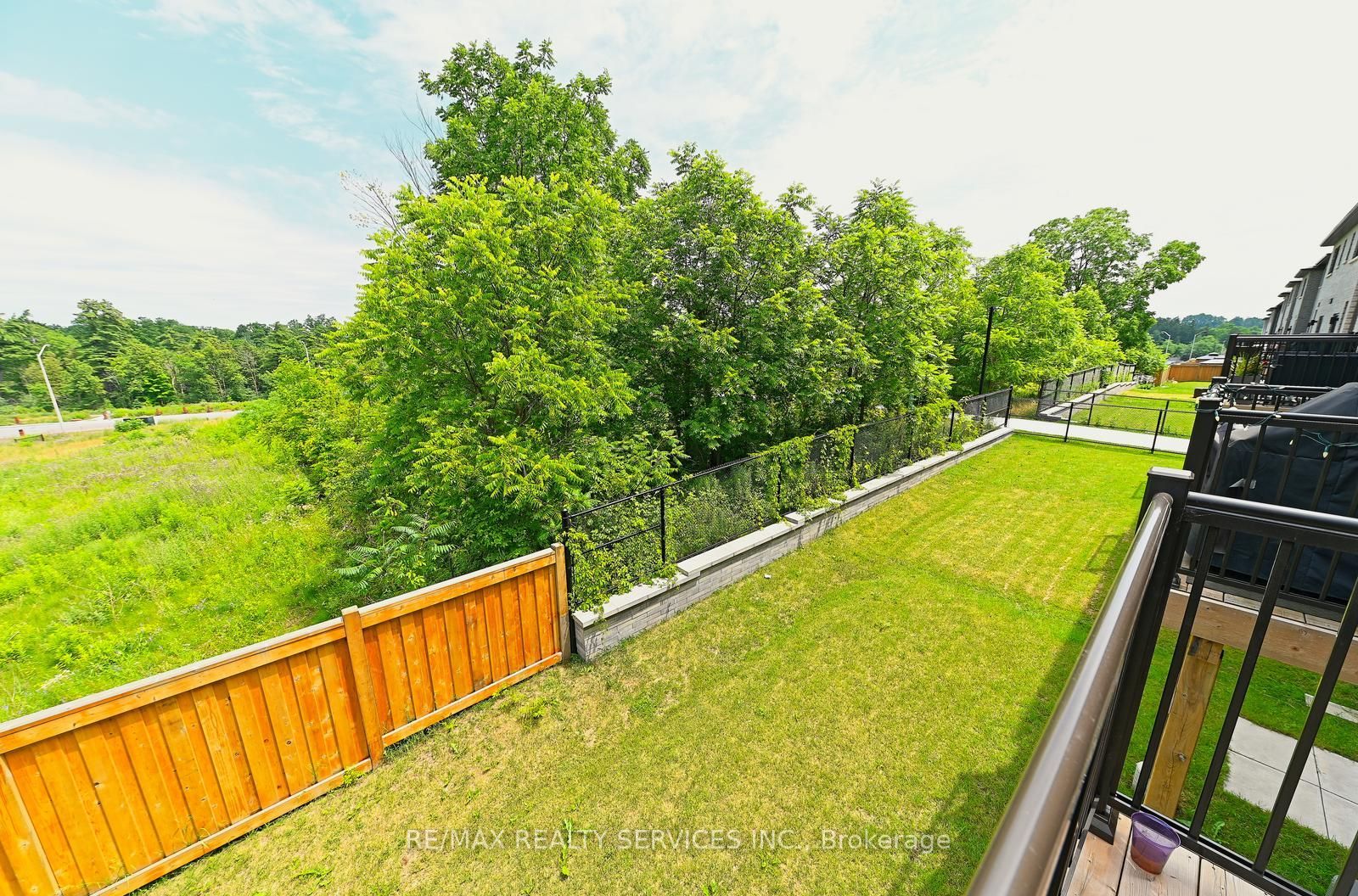 52 Humberstone Drive Property Photo 27