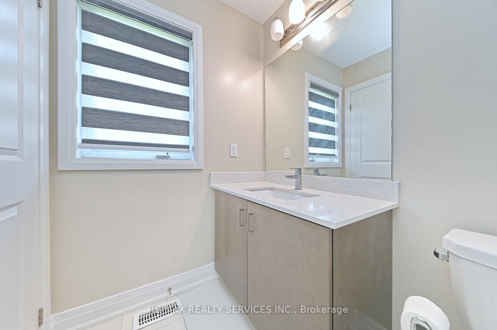 52 Humberstone Drive Property Photo 33