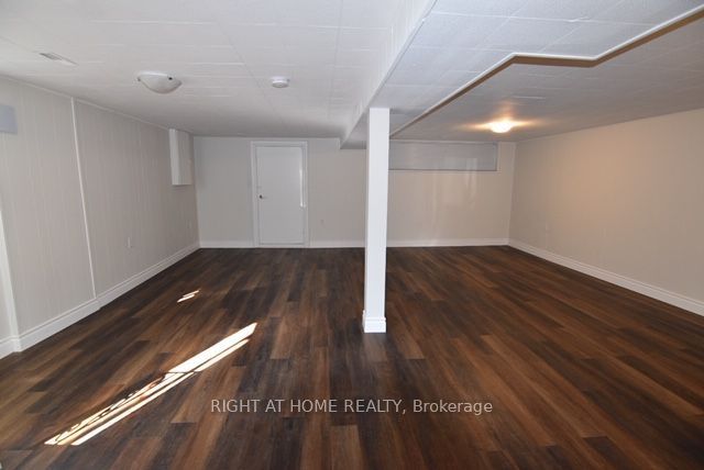 9 Elnathan Crescent Bsmt Property Photo 12