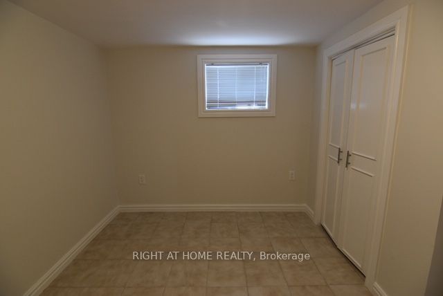 9 Elnathan Crescent Bsmt Property Photo 15