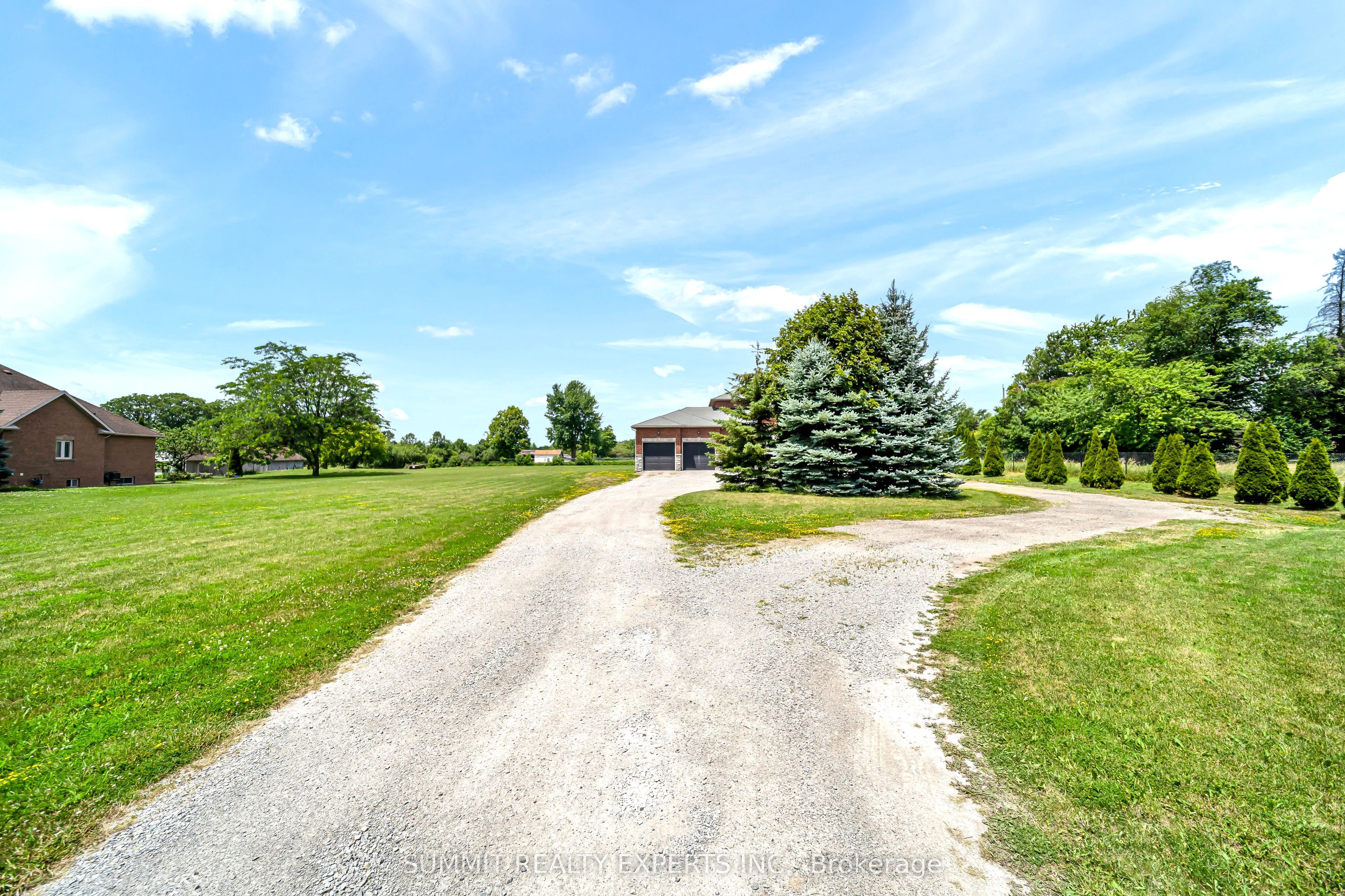 7728 Mayfield Road Property Photo 7