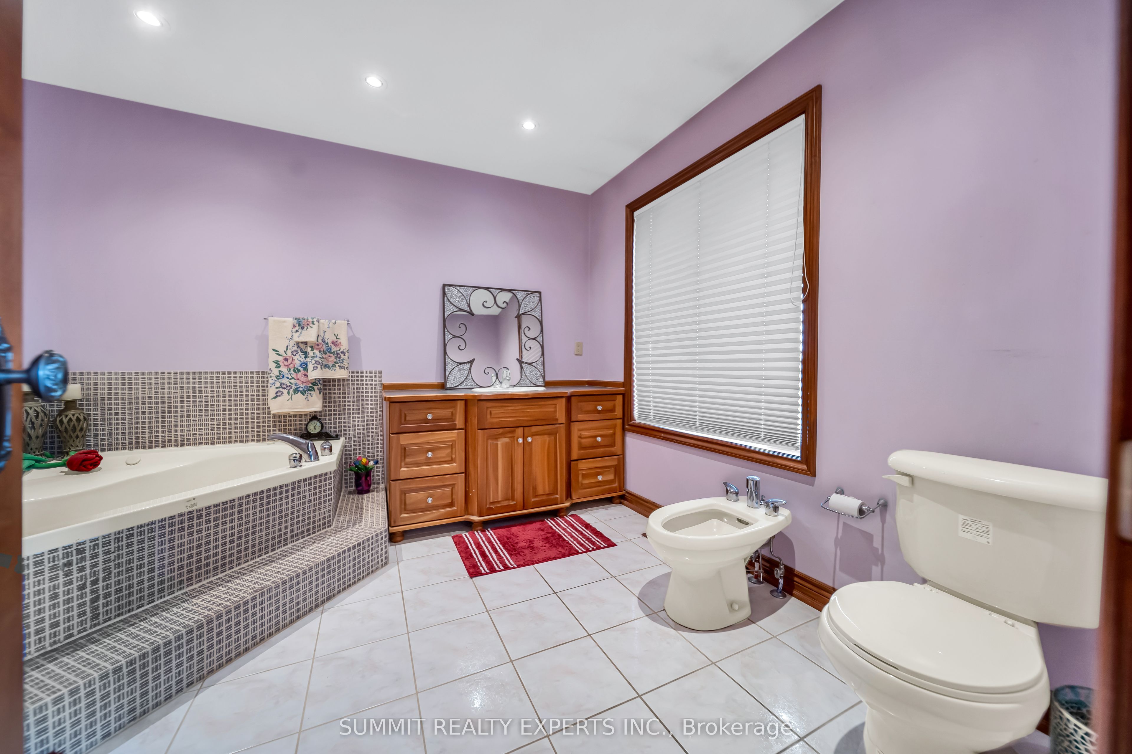 7728 Mayfield Road Property Photo 15
