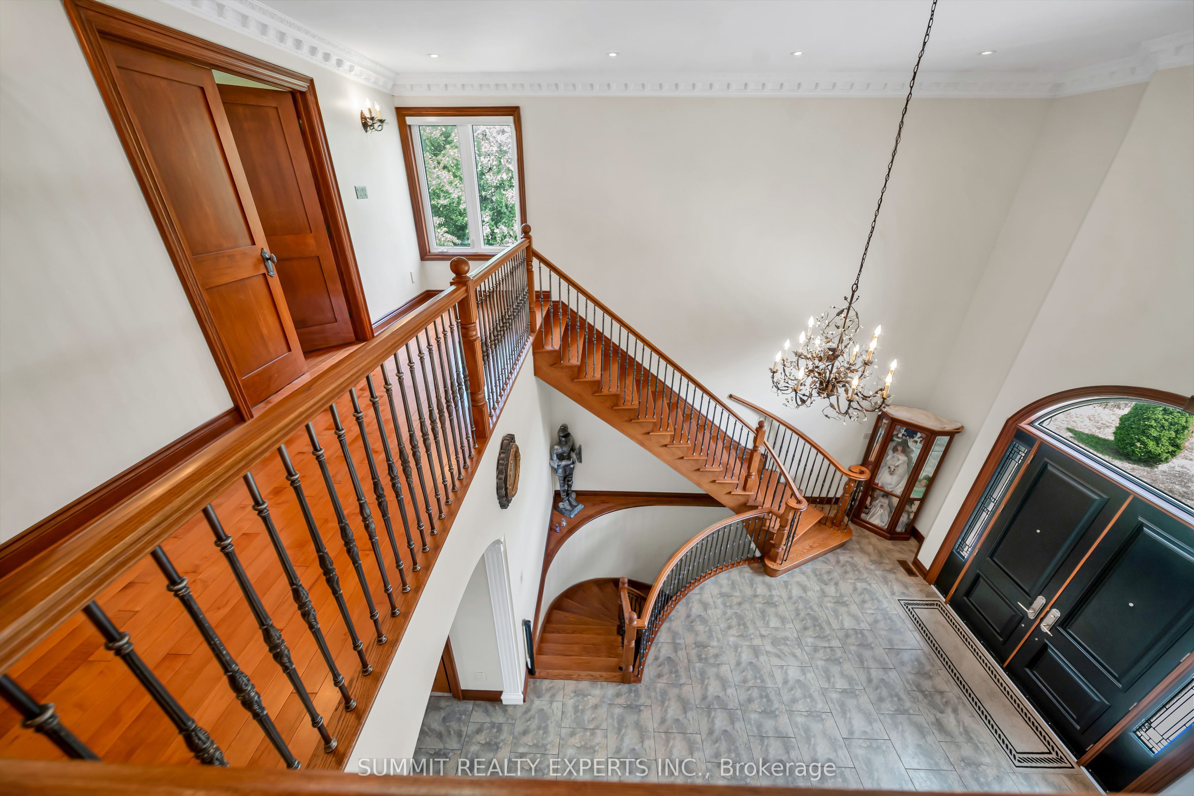 7728 Mayfield Road Property Photo 18