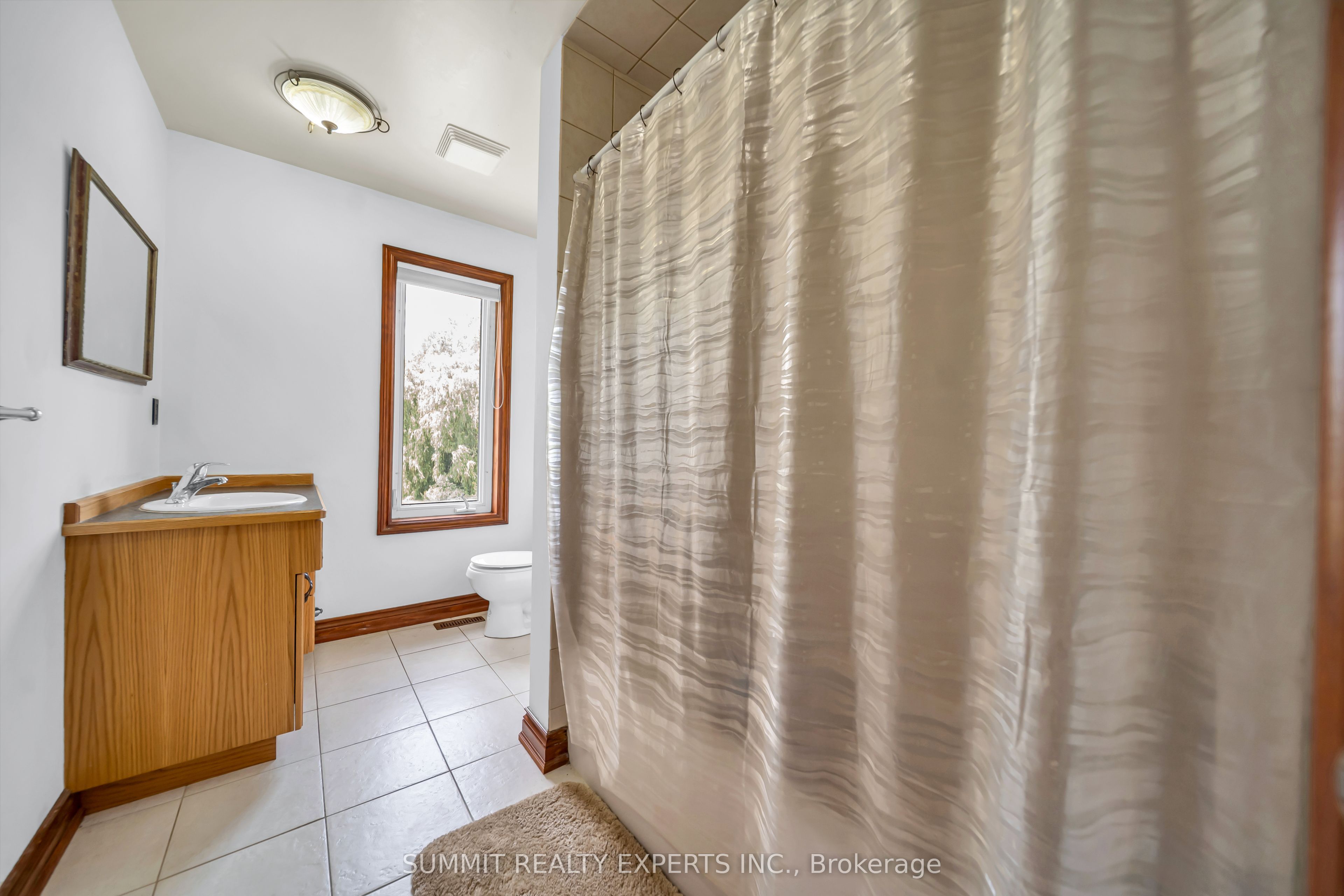 7728 Mayfield Road Property Photo 20