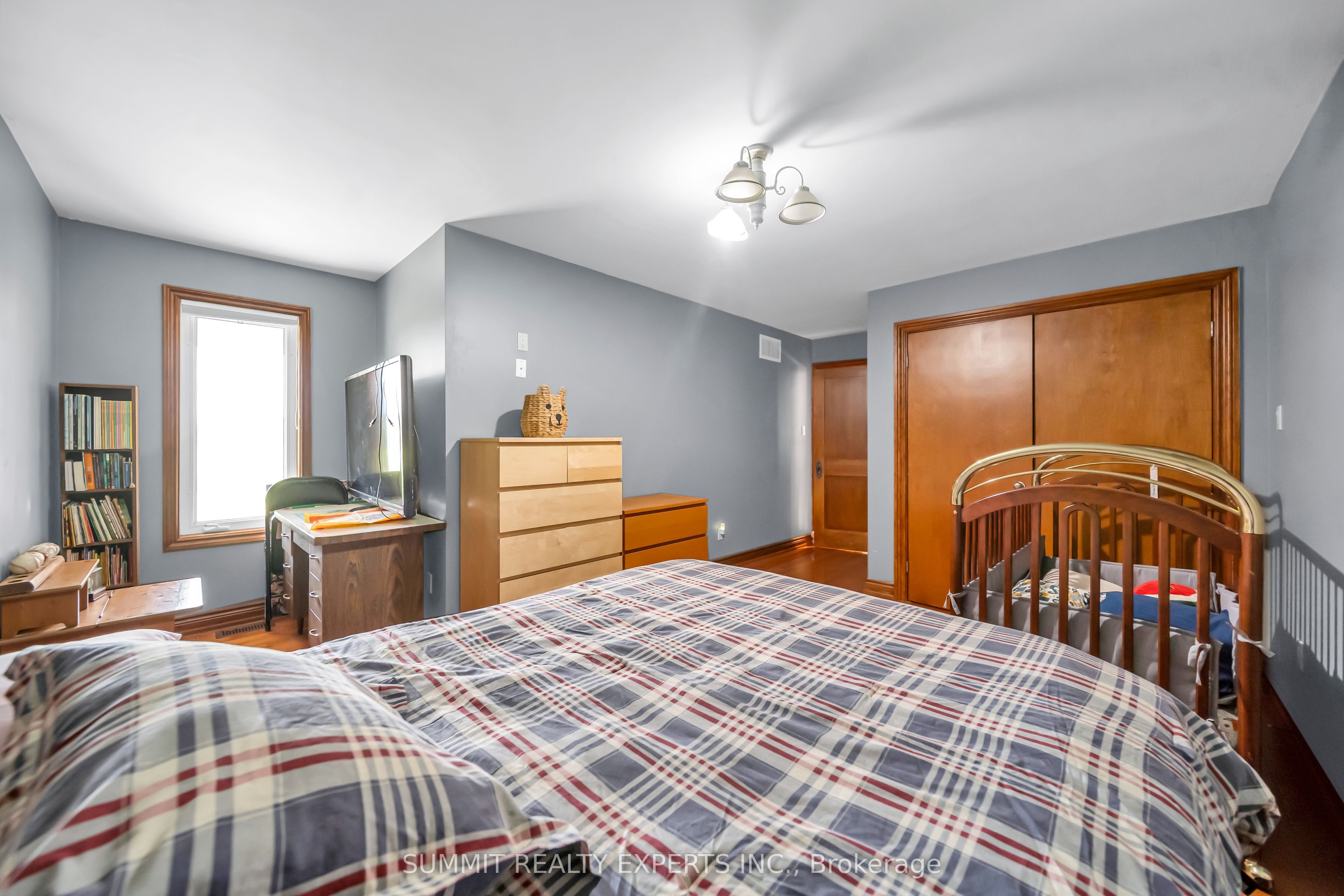 7728 Mayfield Road Property Photo 24