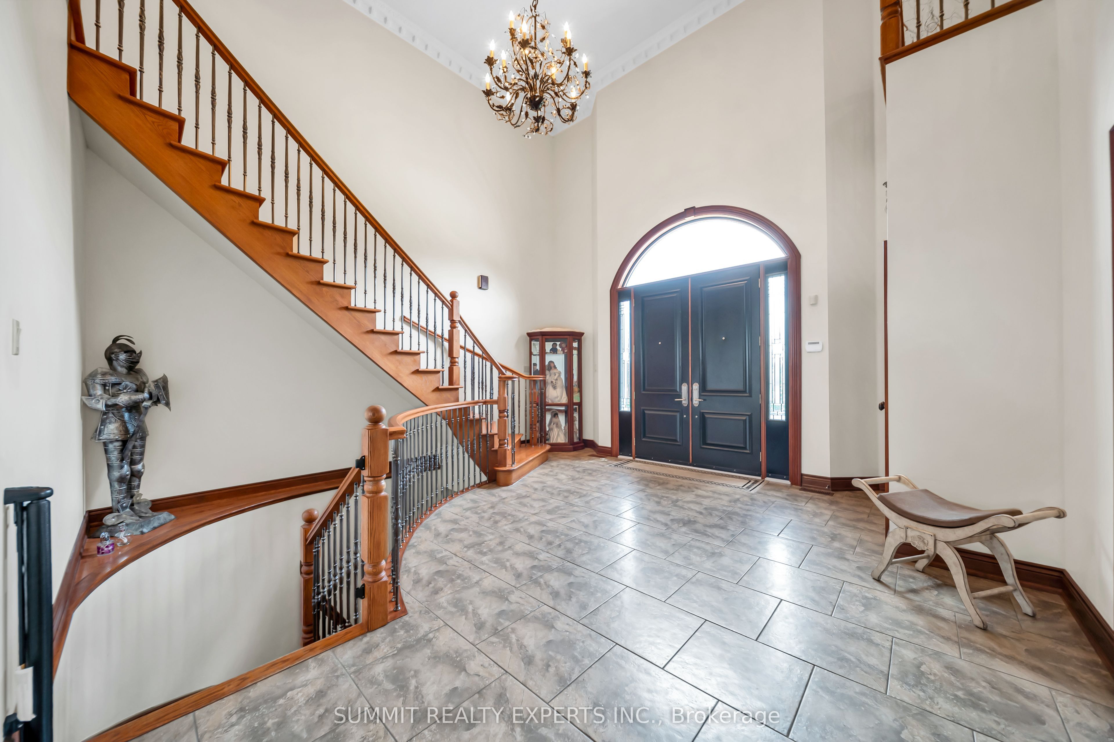 7728 Mayfield Road Property Photo 32