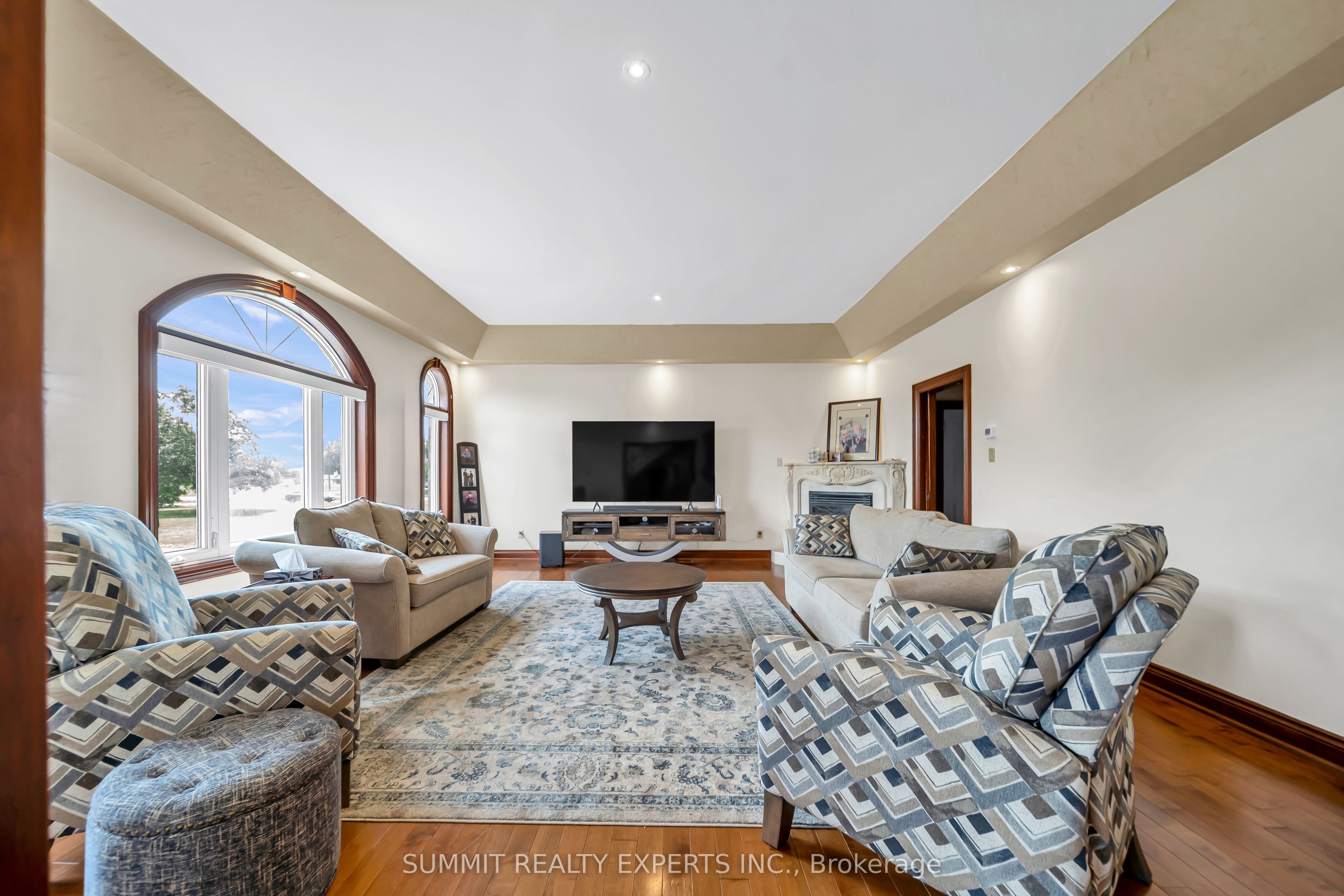 7728 Mayfield Road Property Photo 34