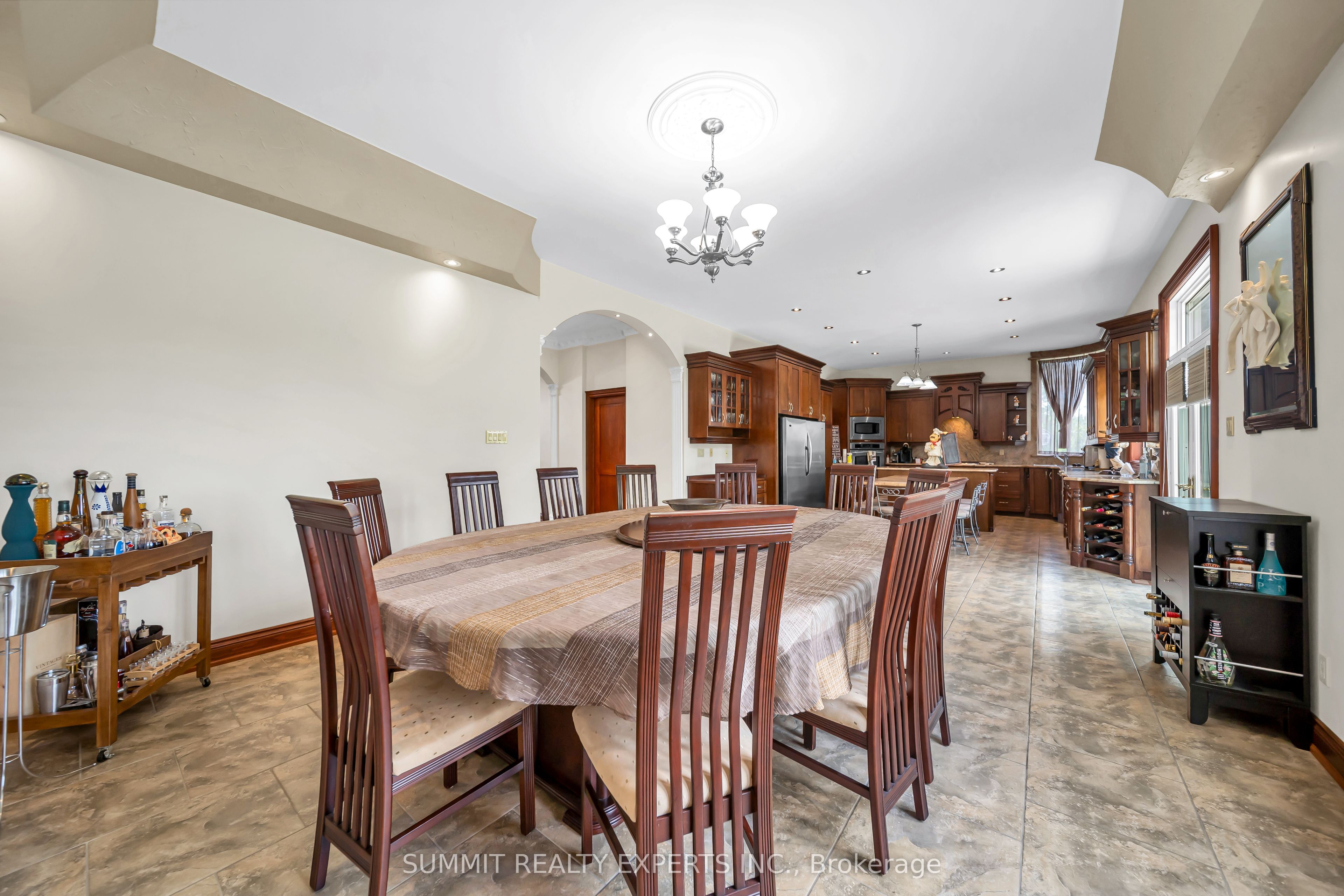 7728 Mayfield Road Property Photo 40