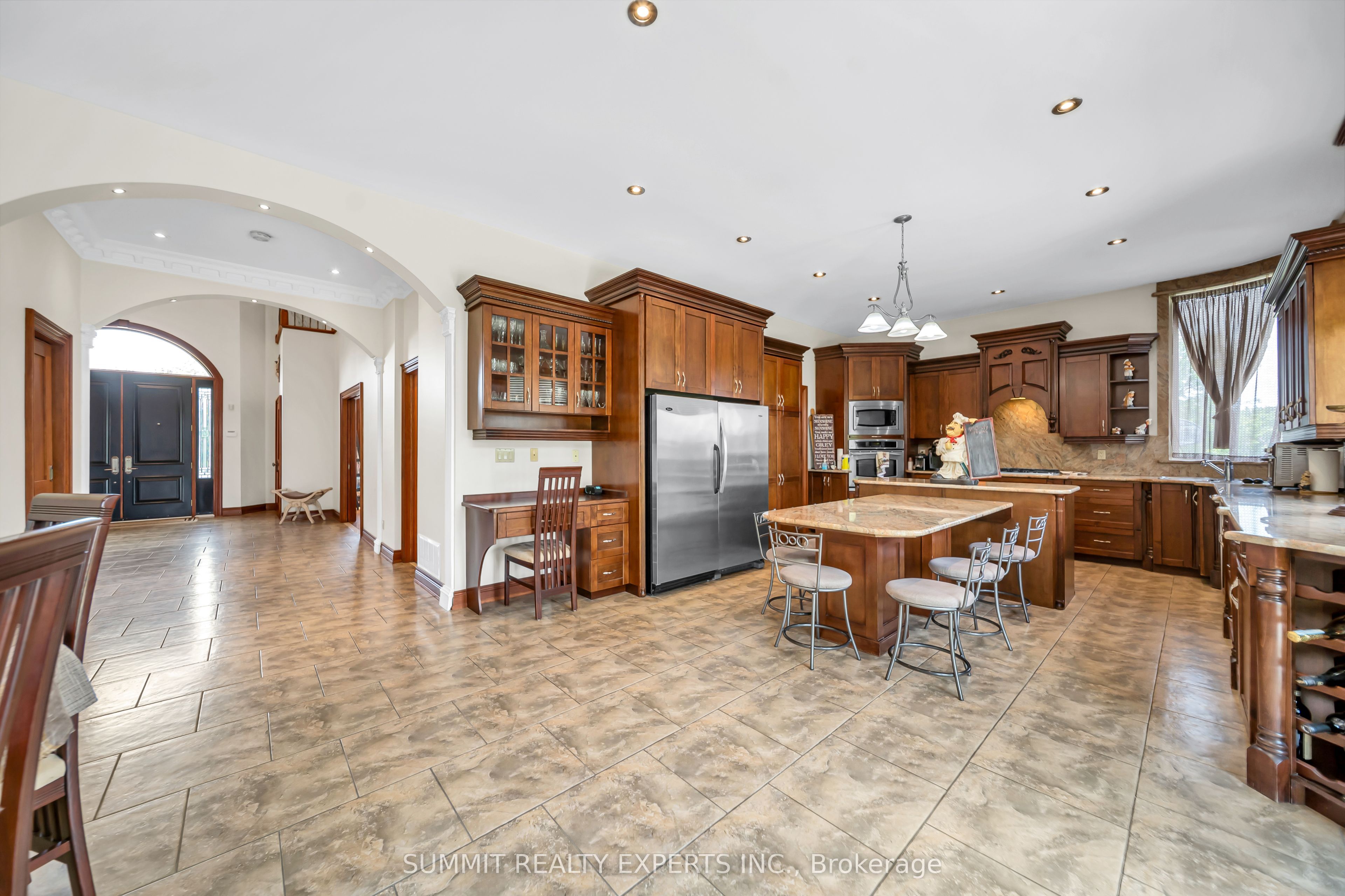 7728 Mayfield Road Property Photo 41