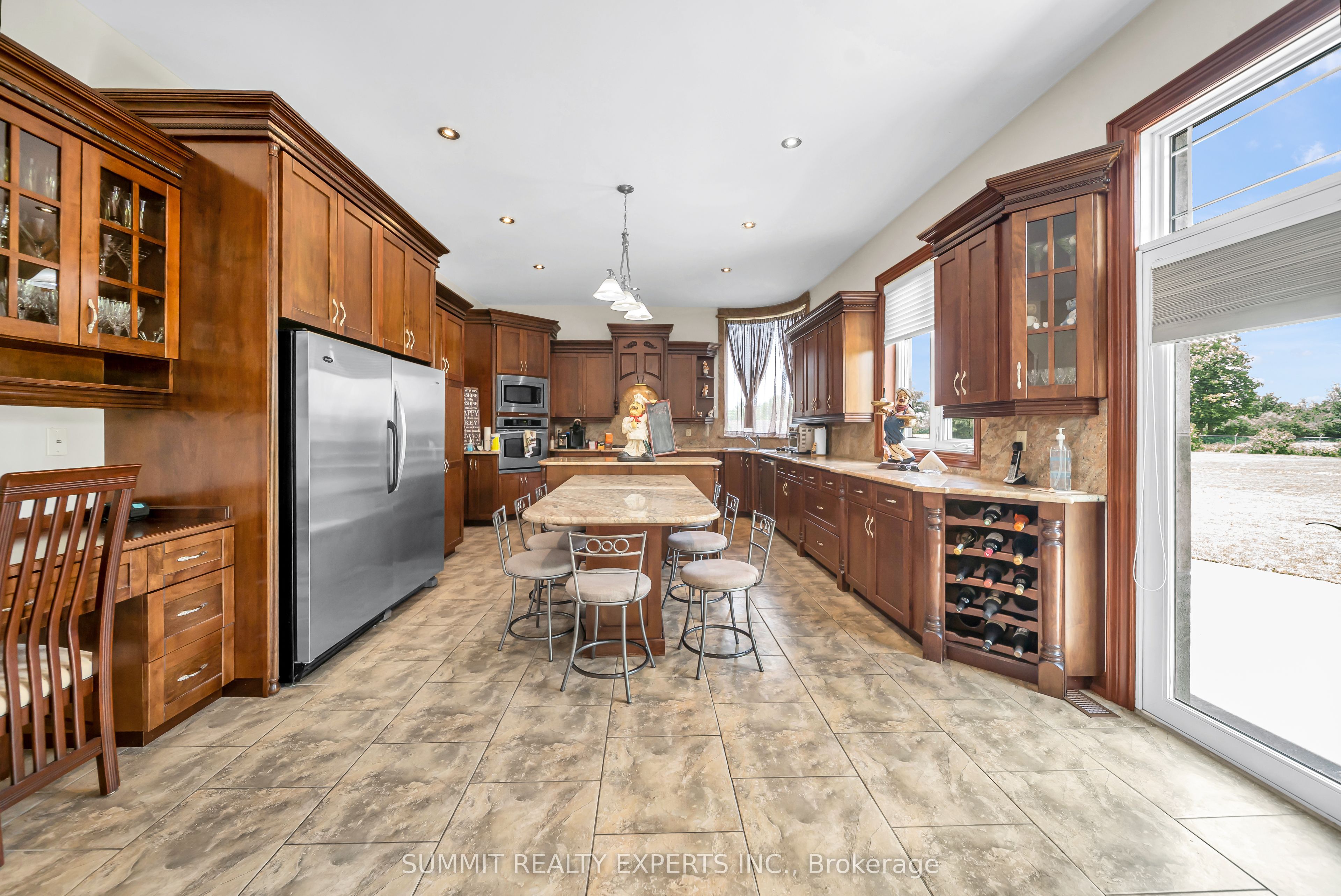 7728 Mayfield Road Property Photo 44