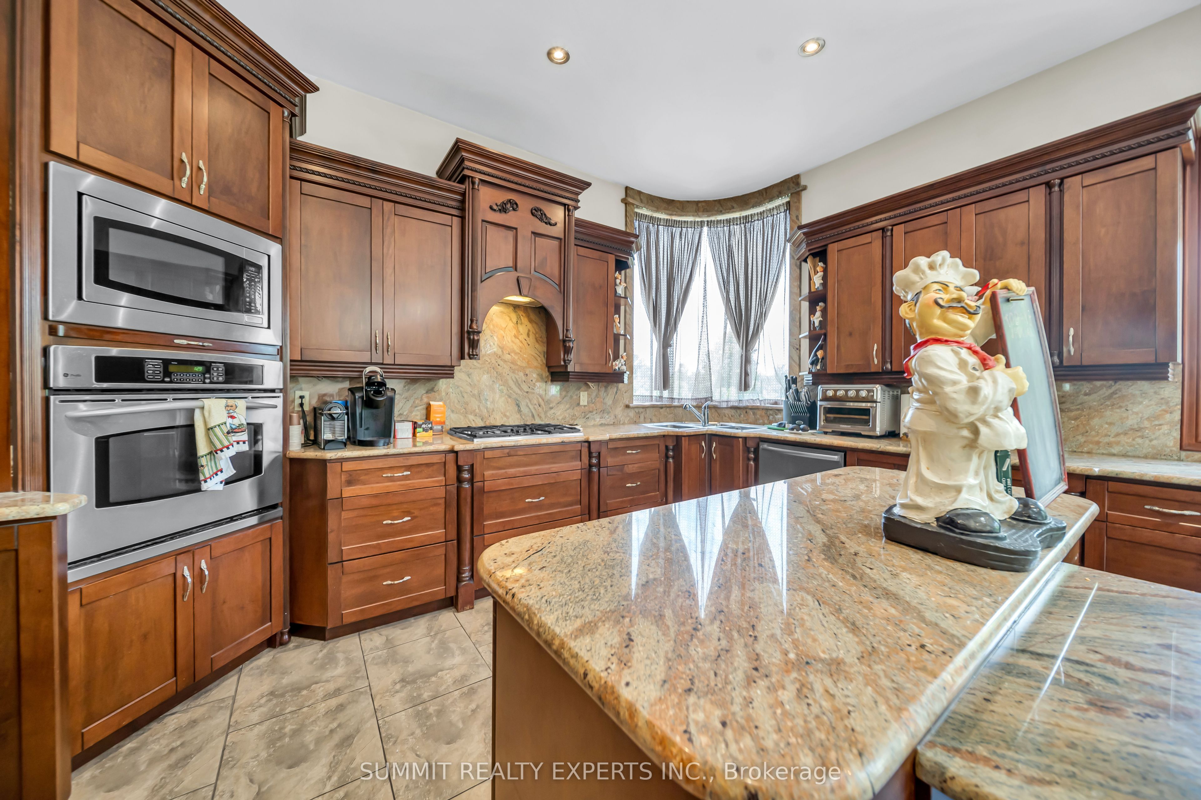 7728 Mayfield Road Property Photo 46