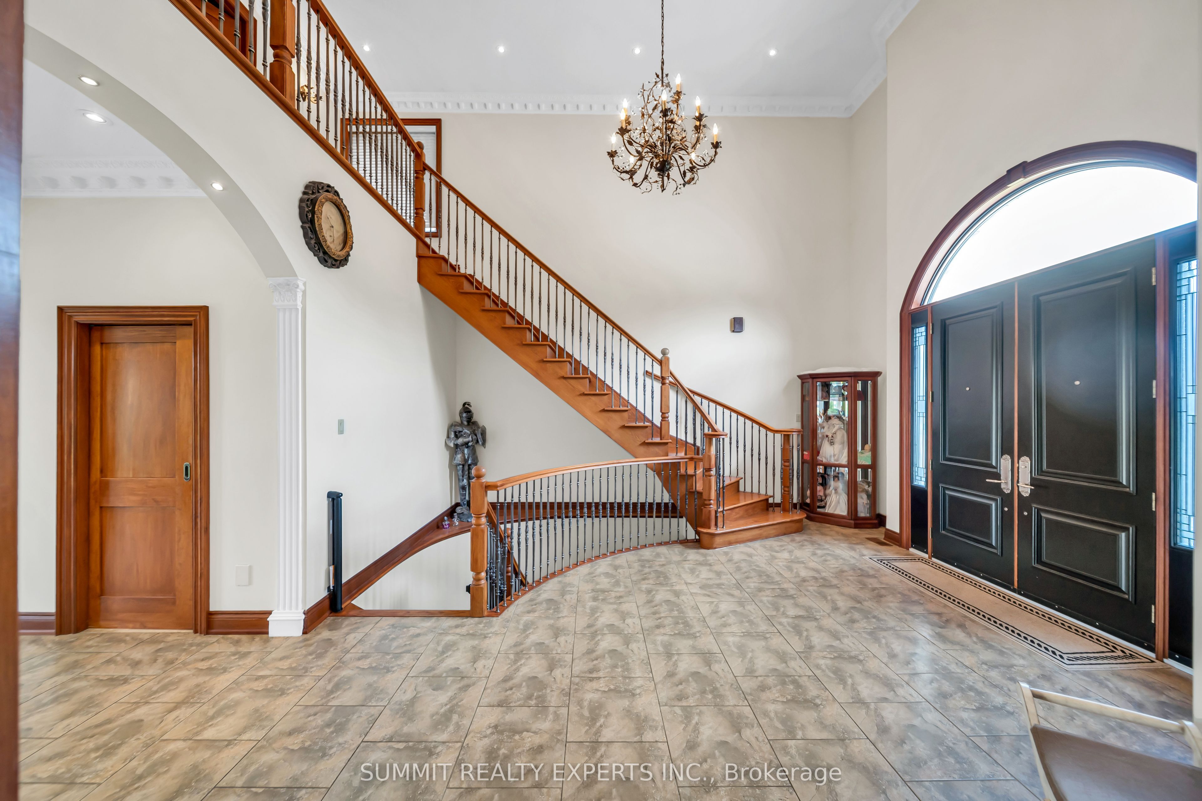 7728 Mayfield Road Property Photo 49