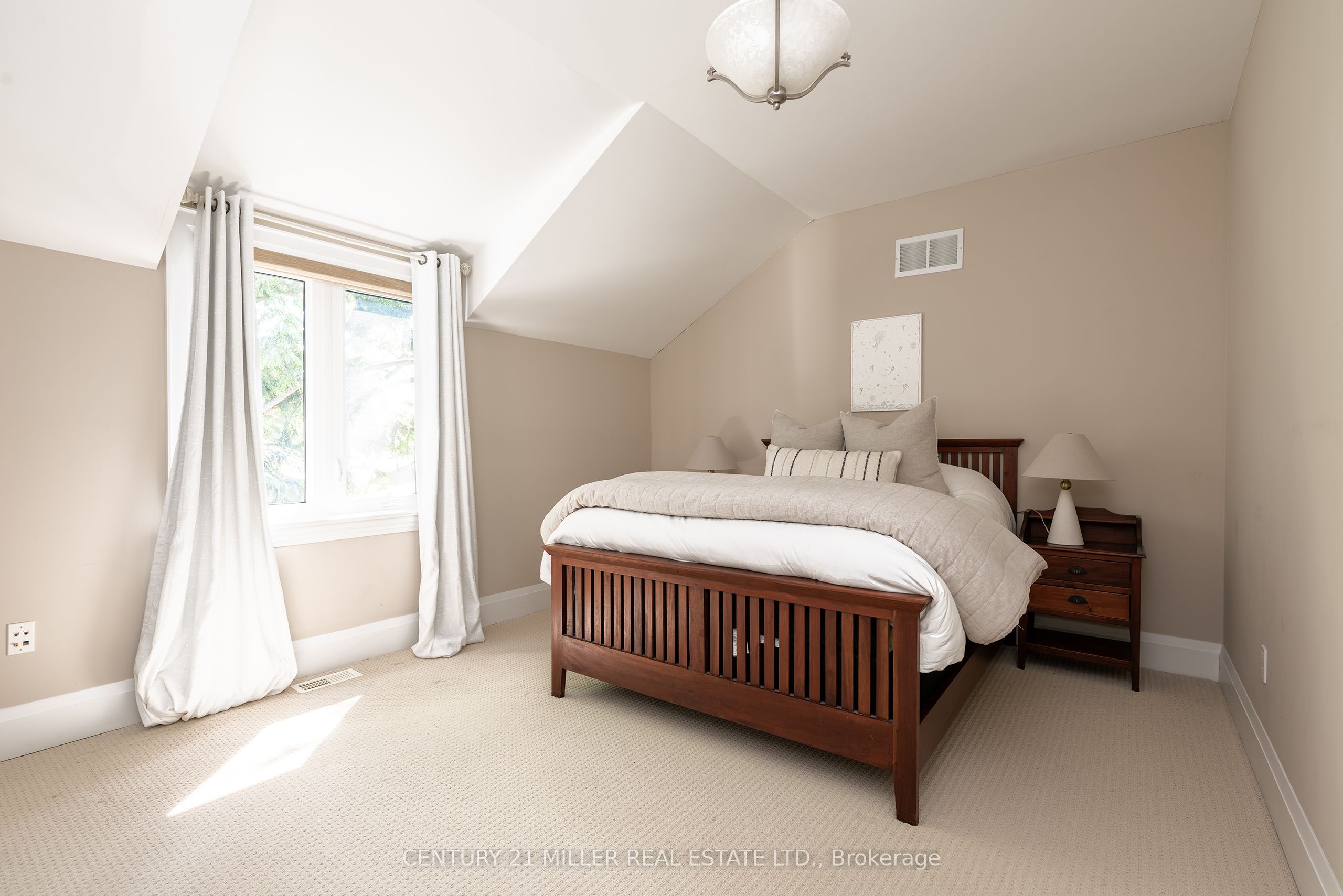 376 Wedgewood Drive Property Photo 31