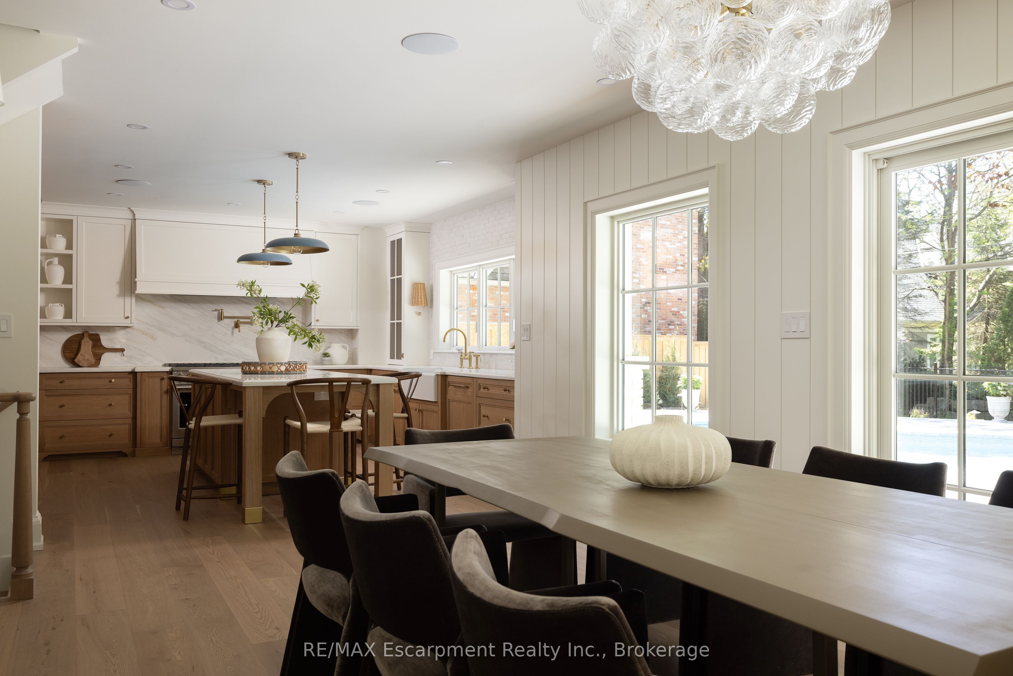 130 Edgecliffe Place Property Photo 6