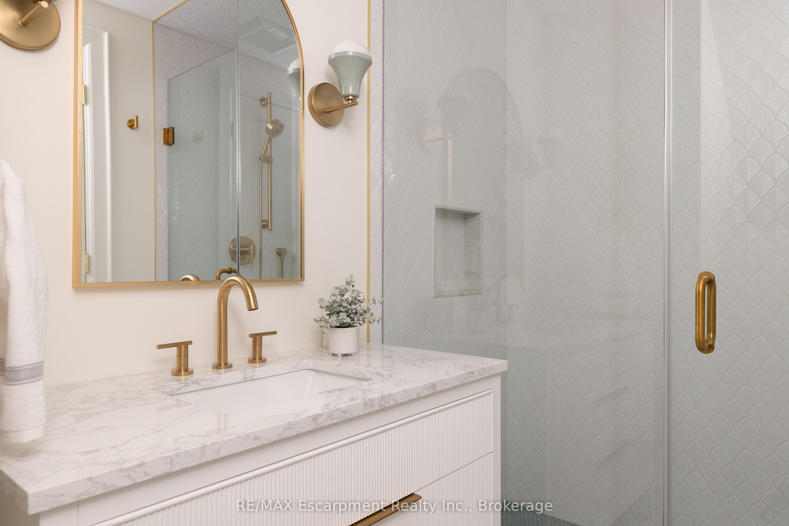 130 Edgecliffe Place Property Photo 33
