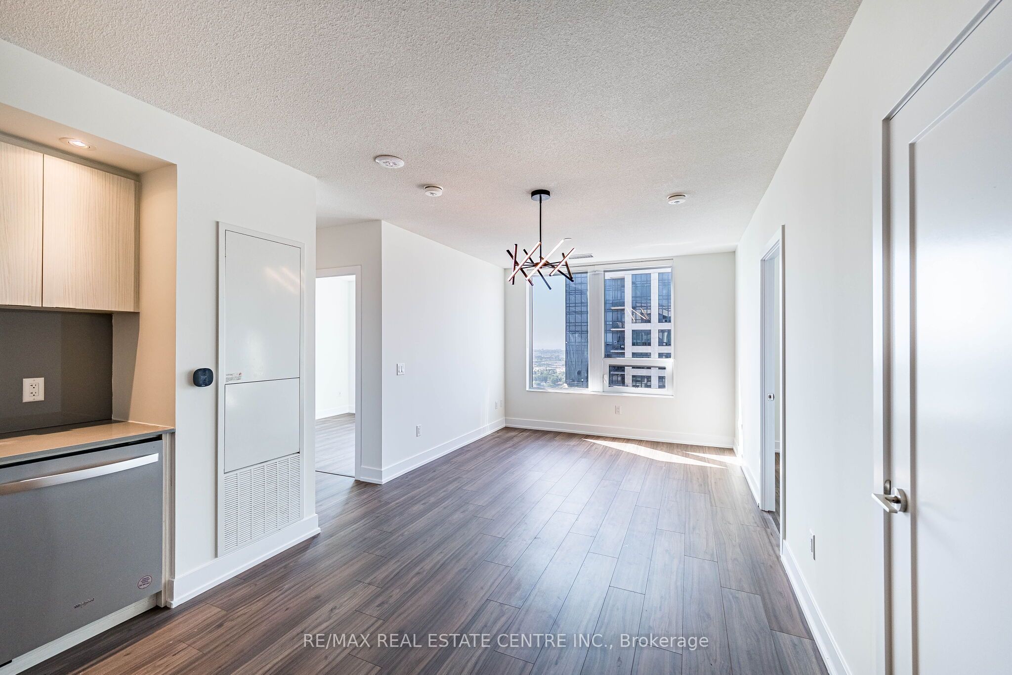 10 Eva Road Ph01 Property Photo 6