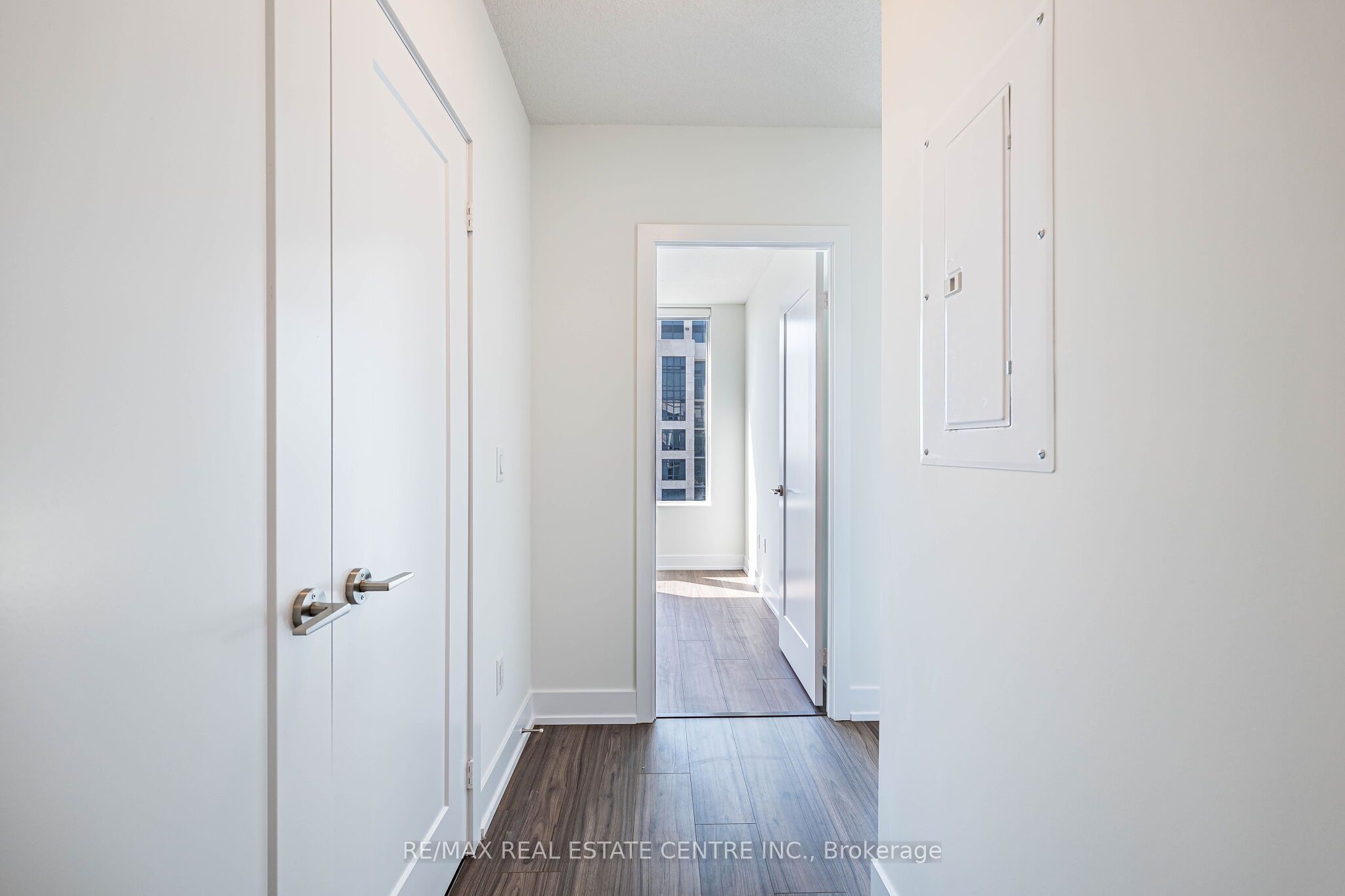 10 Eva Road Ph01 Property Photo 34