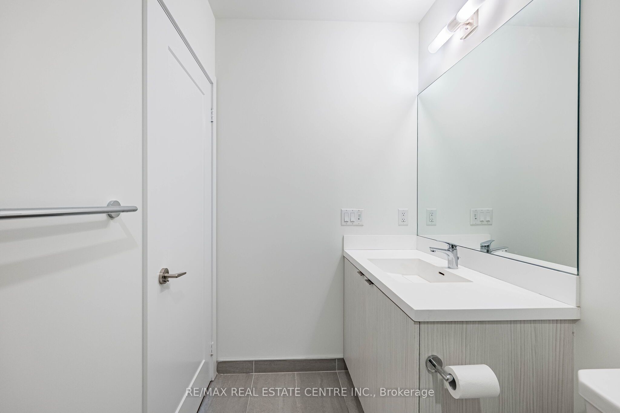 10 Eva Road Ph01 Property Photo 42