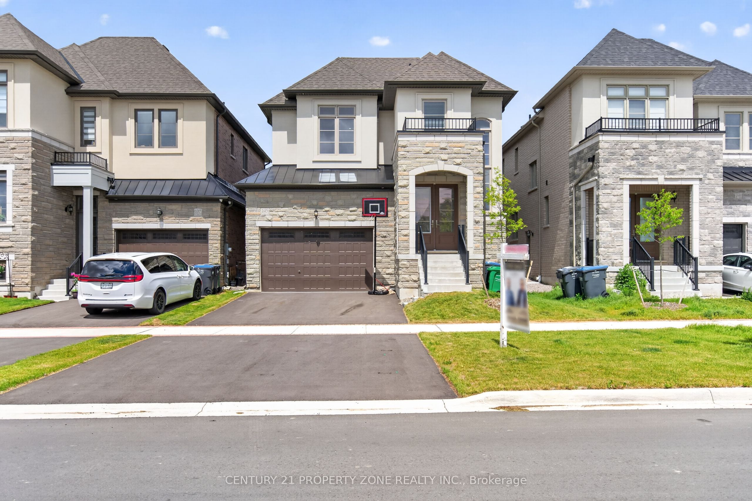 105 Walker Road W Property Photo 1