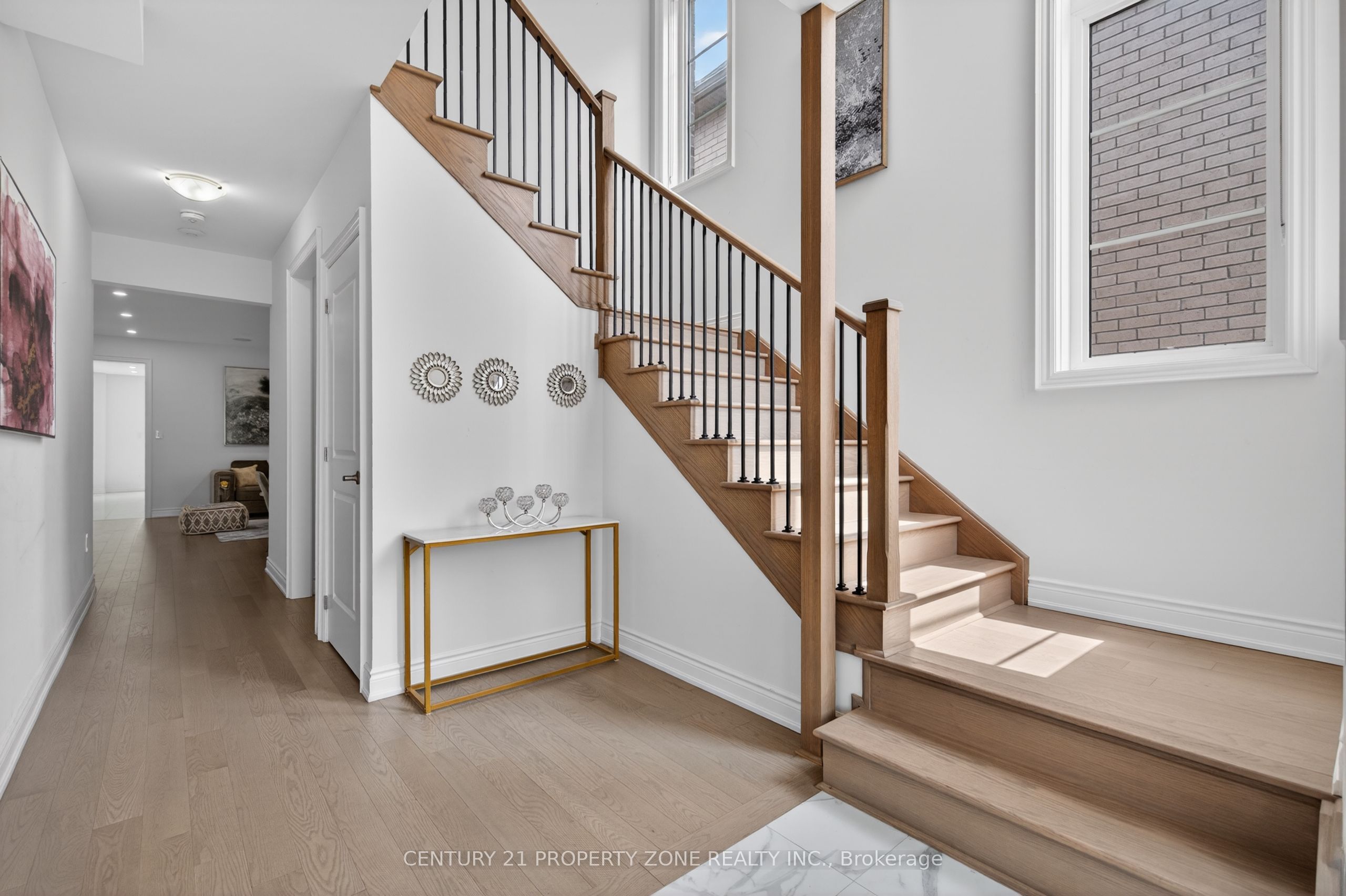 105 Walker Road W Property Photo 4