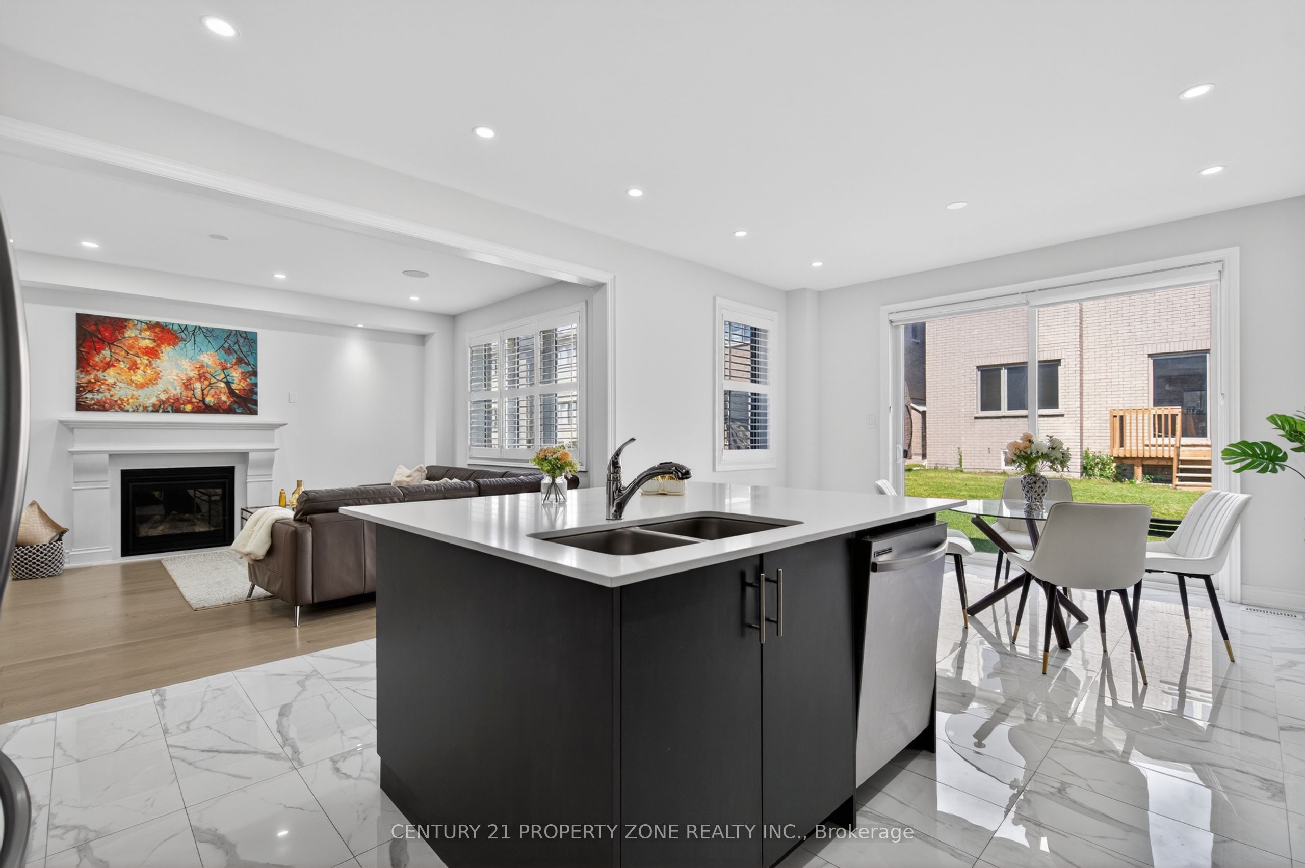 105 Walker Road W Property Photo 10