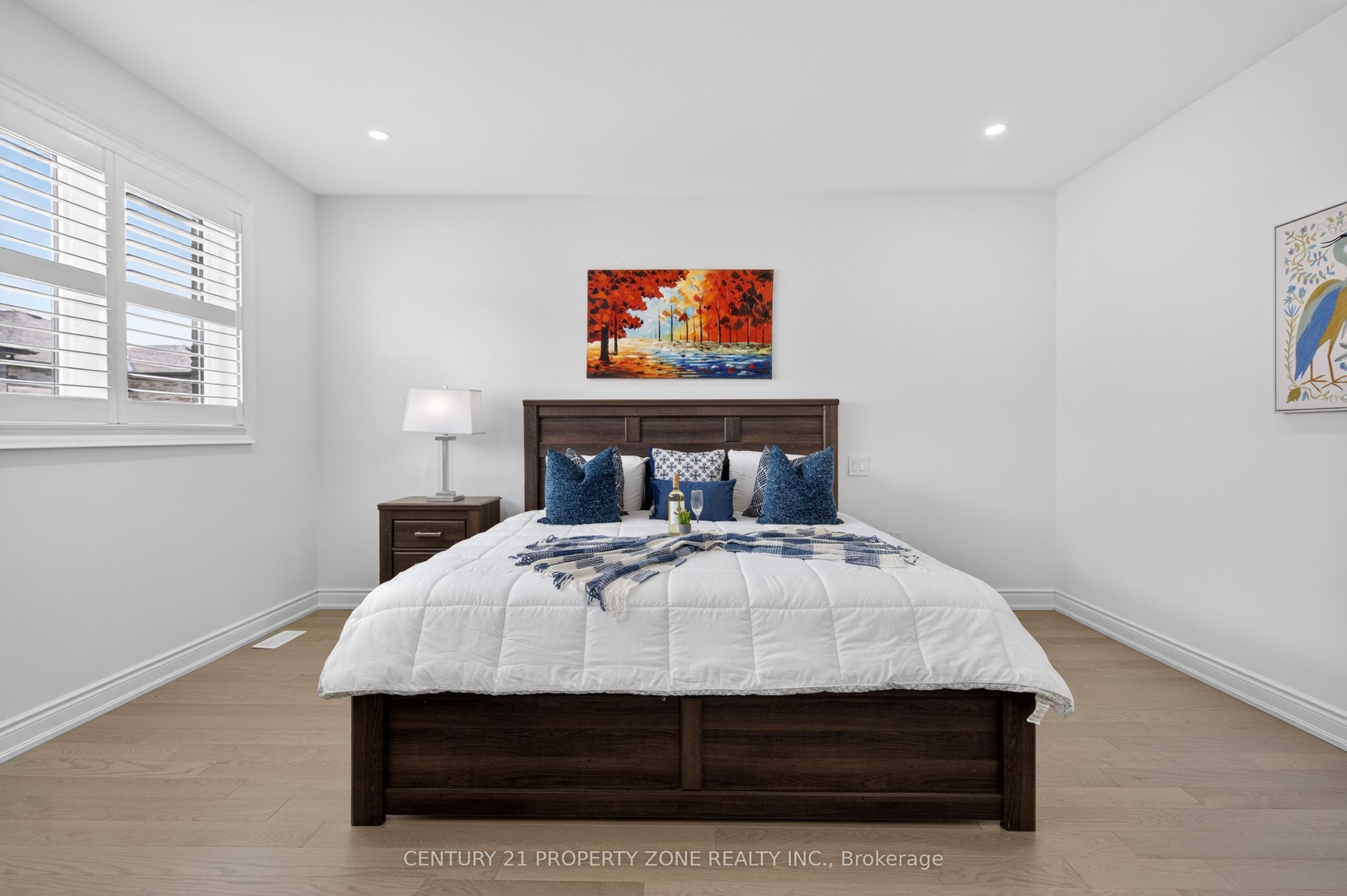 105 Walker Road W Property Photo 19