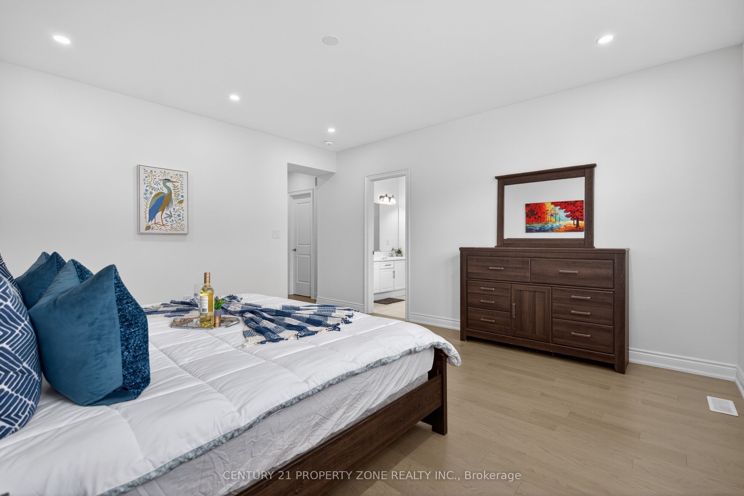 105 Walker Road W Property Photo 20