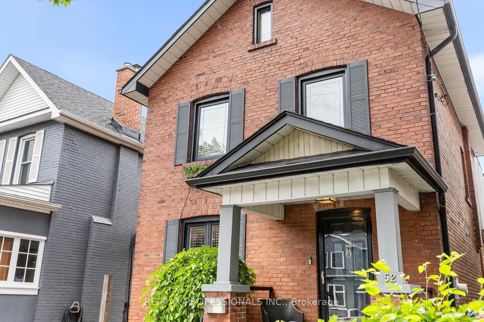 52 Third Street Property Photo 1