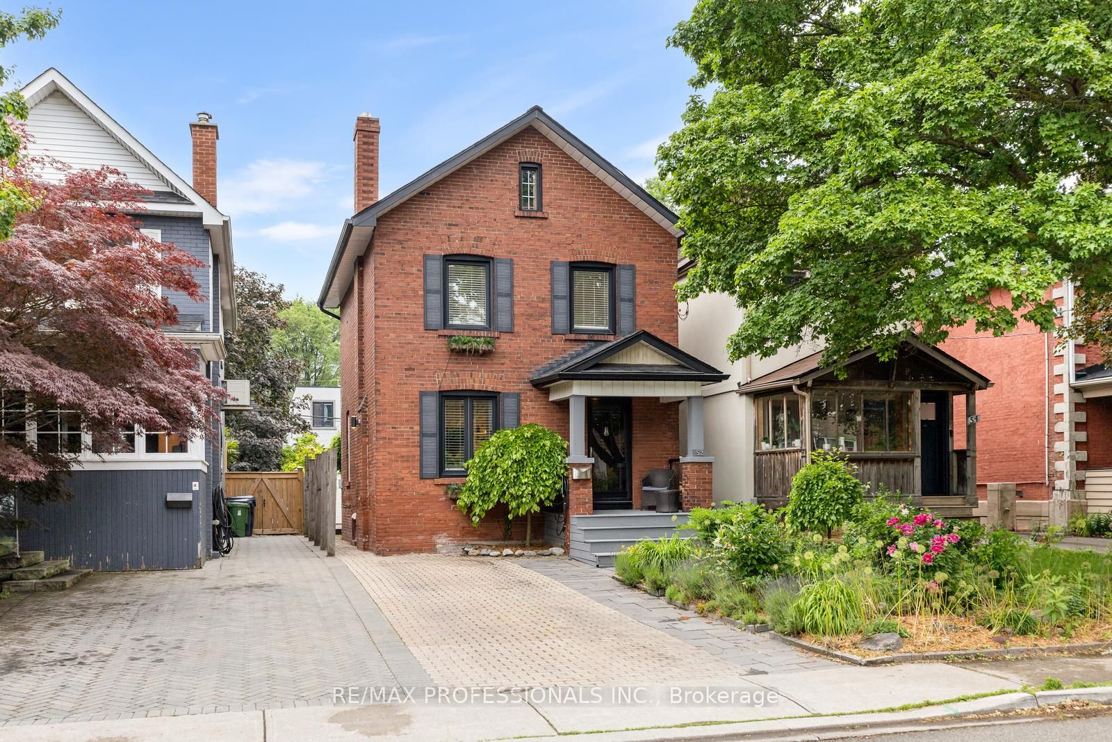 52 Third Street Property Photo 2