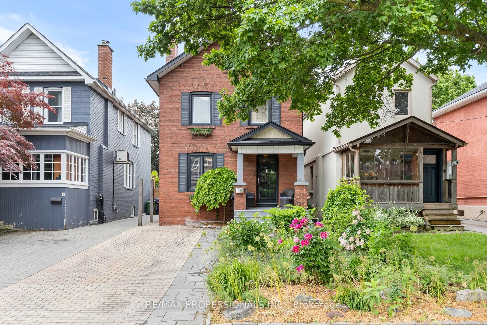 52 Third Street Property Photo 3