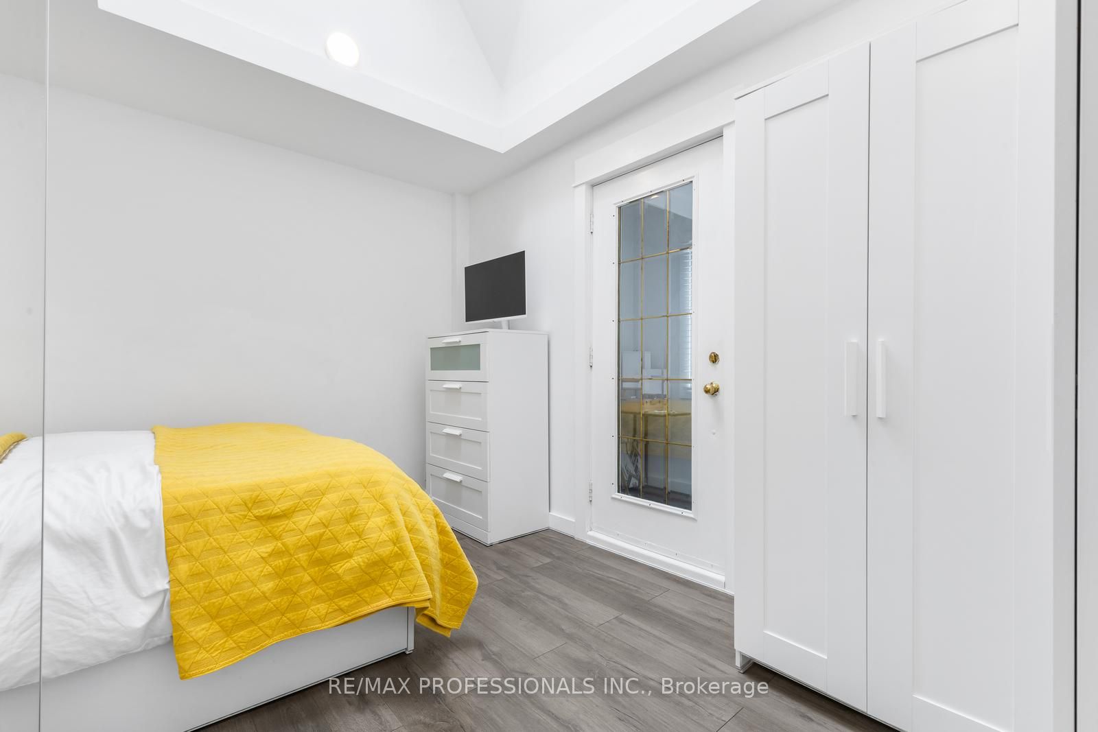 52 Third Street Property Photo 25
