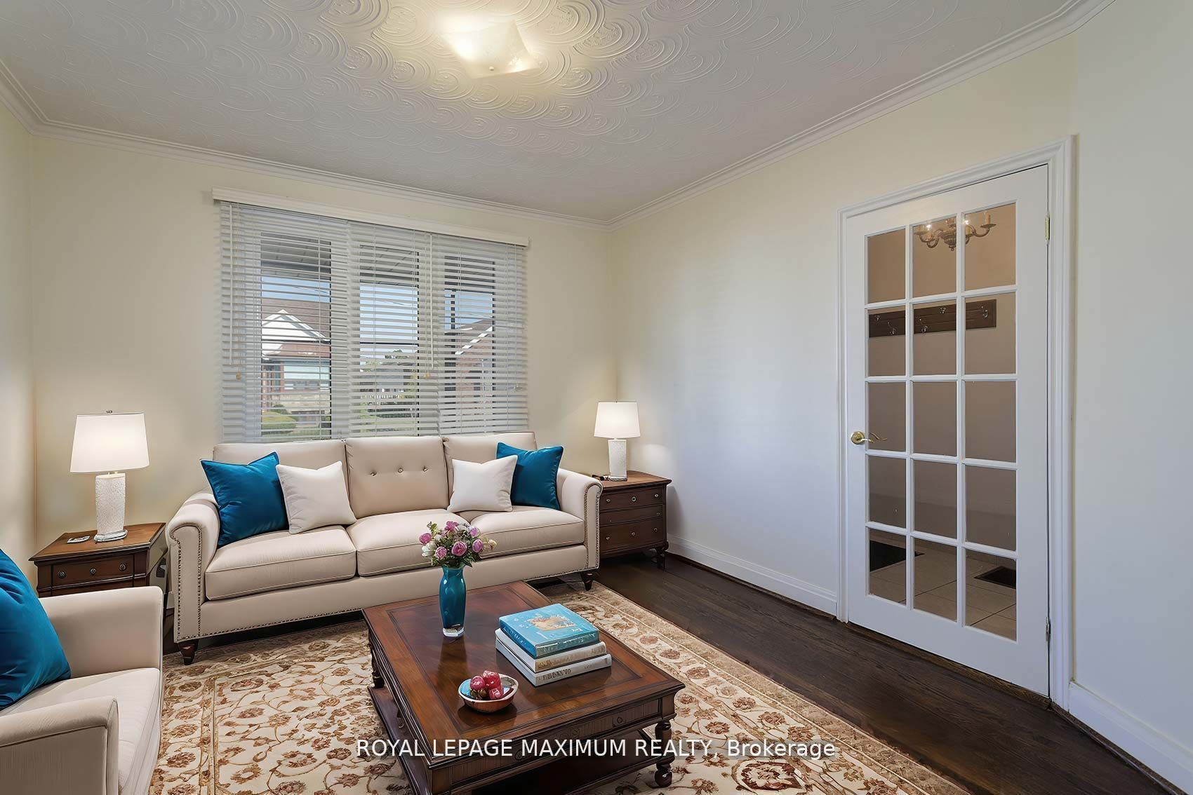 245 Belgravia Avenue Property Photo 11