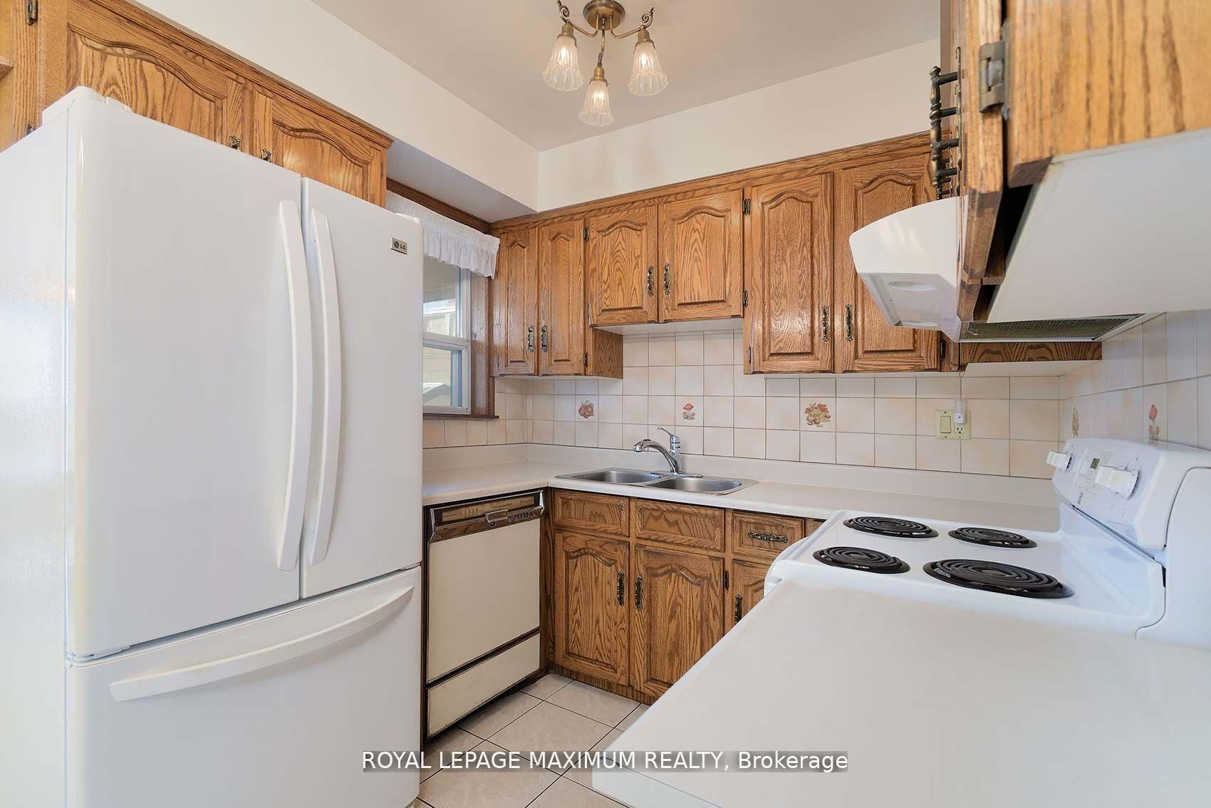 245 Belgravia Avenue Property Photo 14