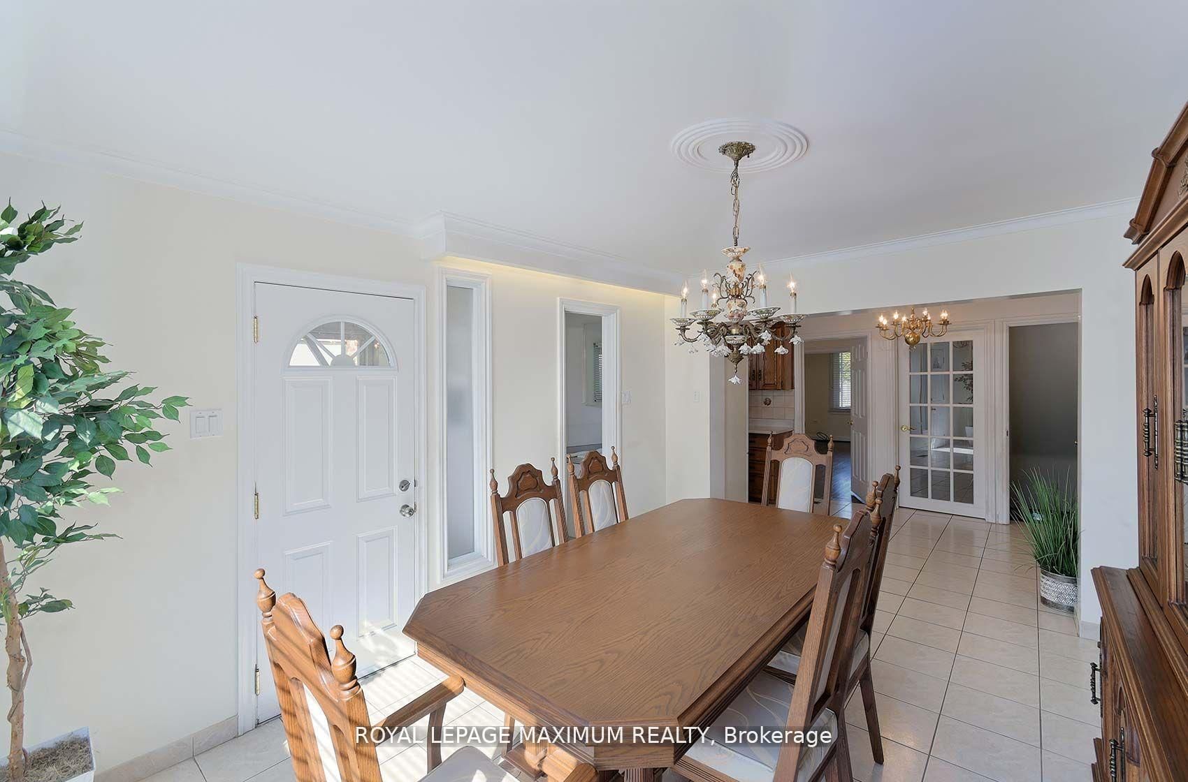 245 Belgravia Avenue Property Photo 17