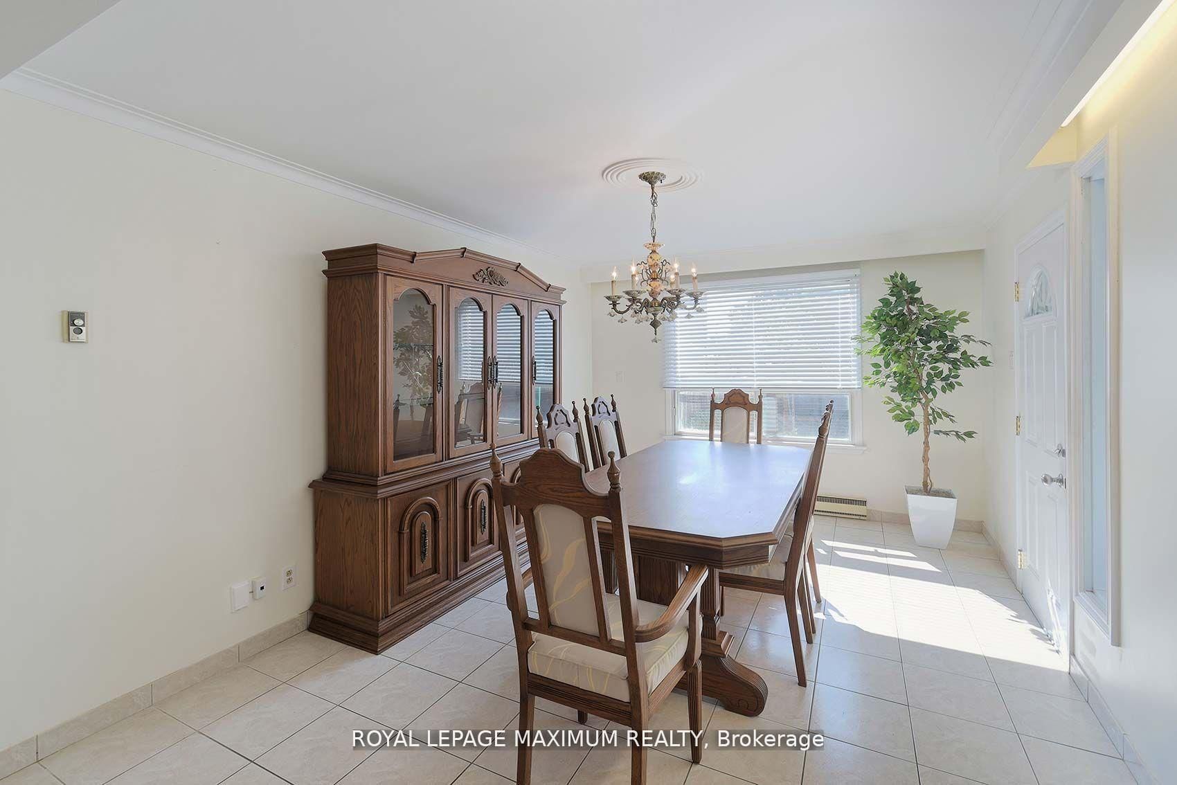 245 Belgravia Avenue Property Photo 18