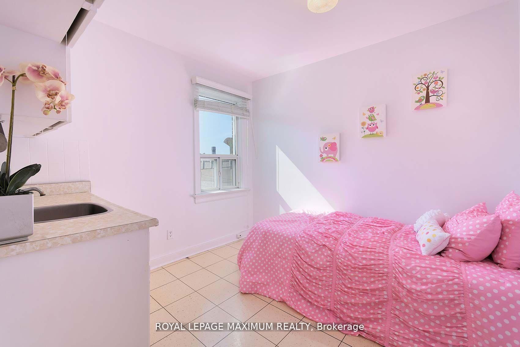 245 Belgravia Avenue Property Photo 26