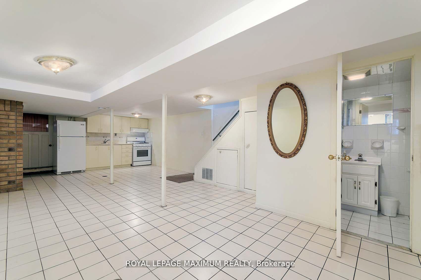 245 Belgravia Avenue Property Photo 30