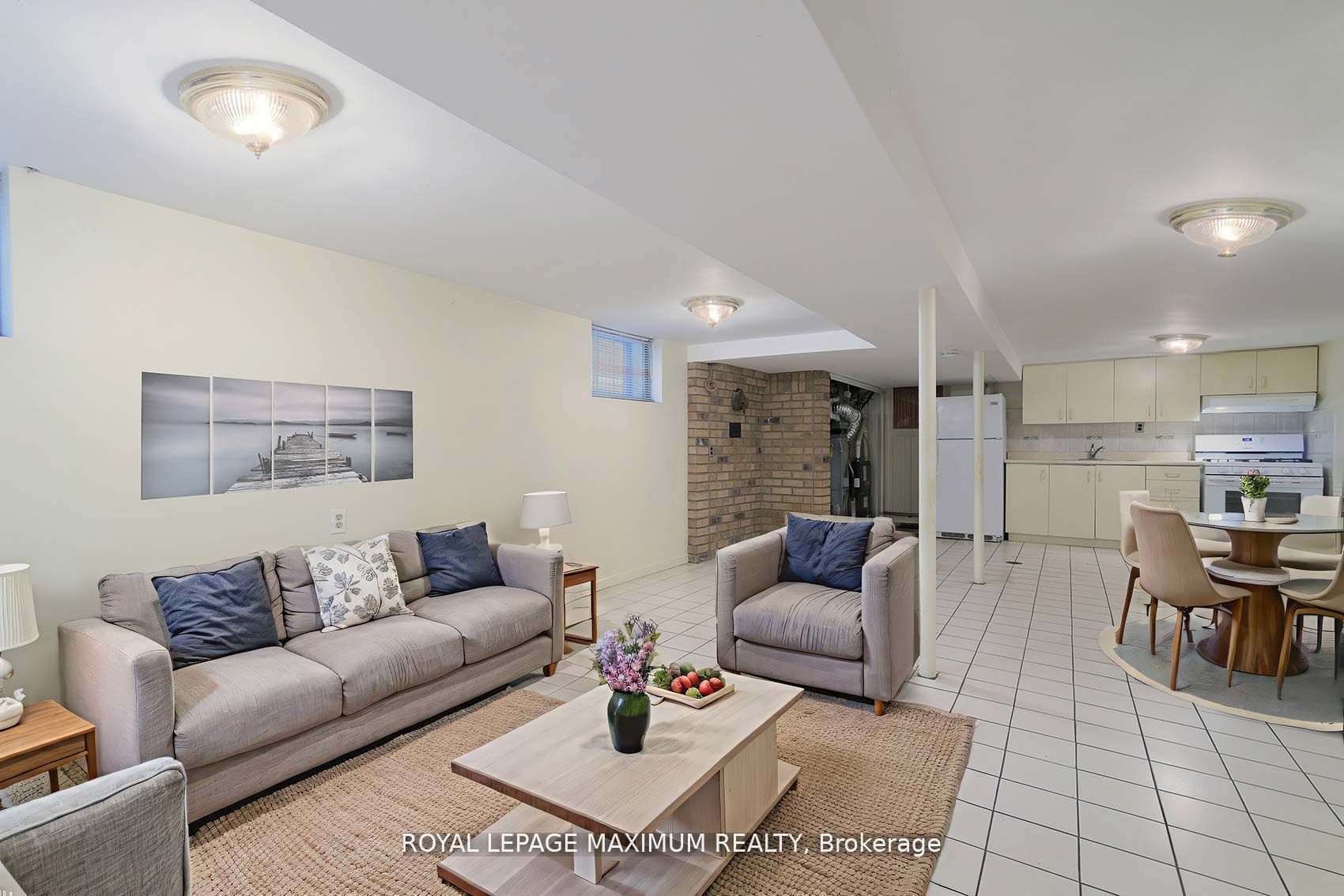 245 Belgravia Avenue Property Photo 32
