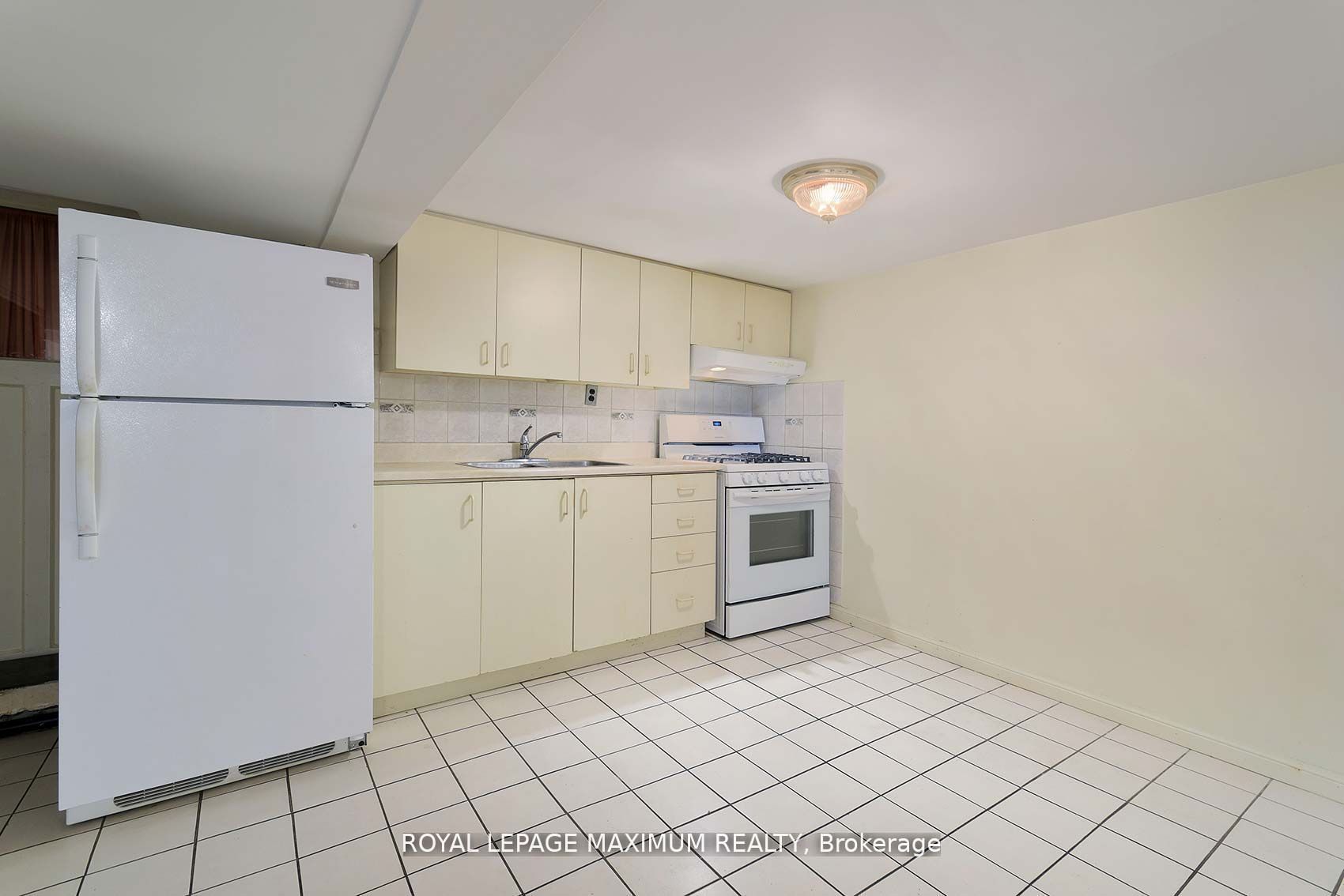 245 Belgravia Avenue Property Photo 34