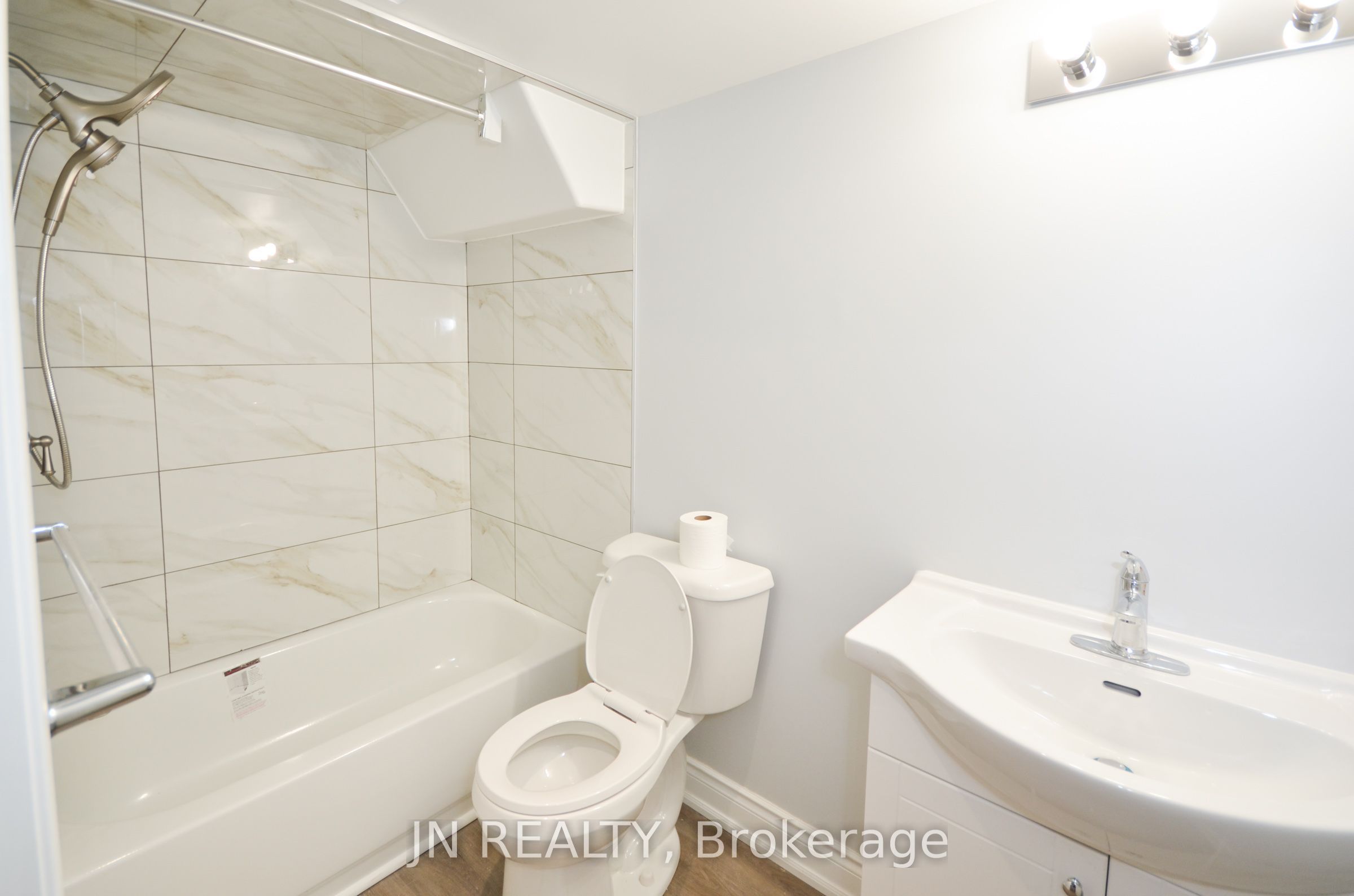 34 Mcechearn Crescent Lower Property Photo 8