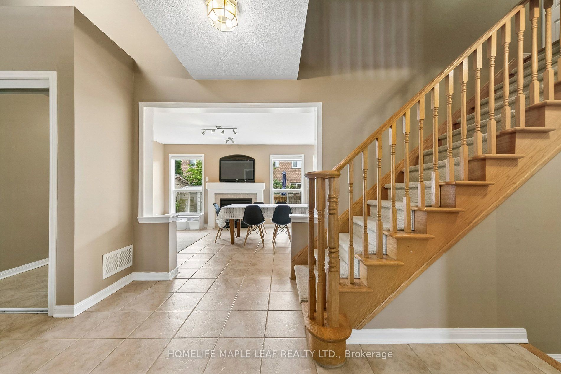 3948 Deepwood Heights Property Photo 7